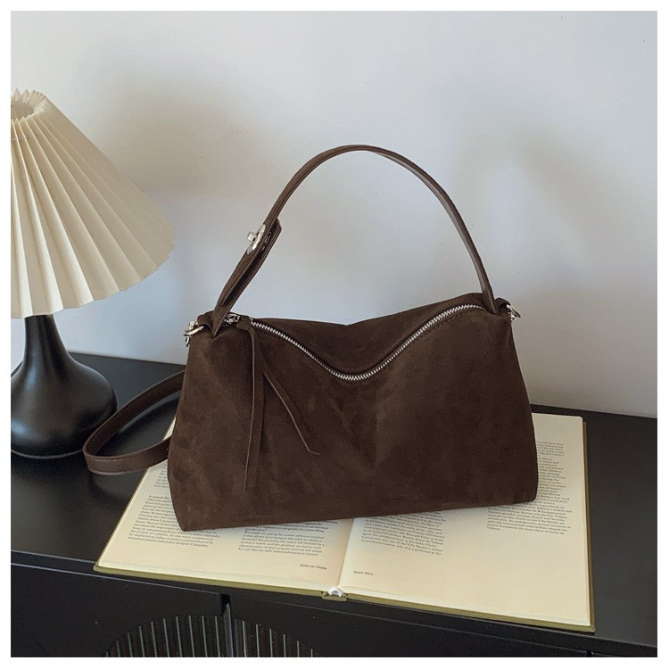 New Matte Underarm Bag Women’s Fashion Simple Handbag Large Diagonal Bag