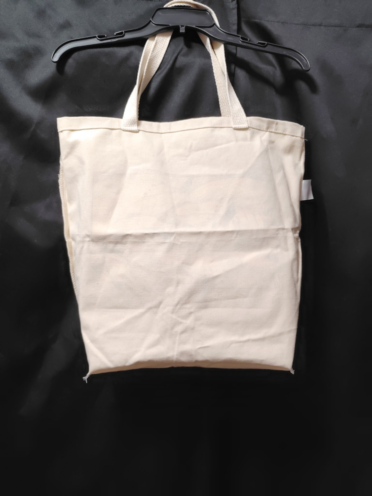 Tote with dolphins and sea turtles