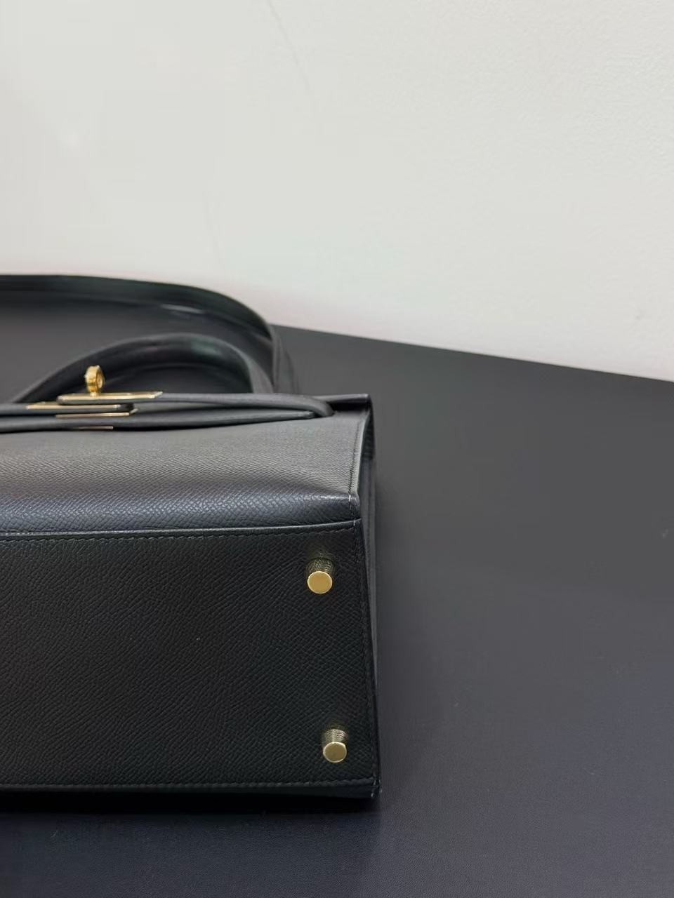 Hermes Kelly 28 Black Gold Epsom Leather Bag B Stamp Full Set 28cm