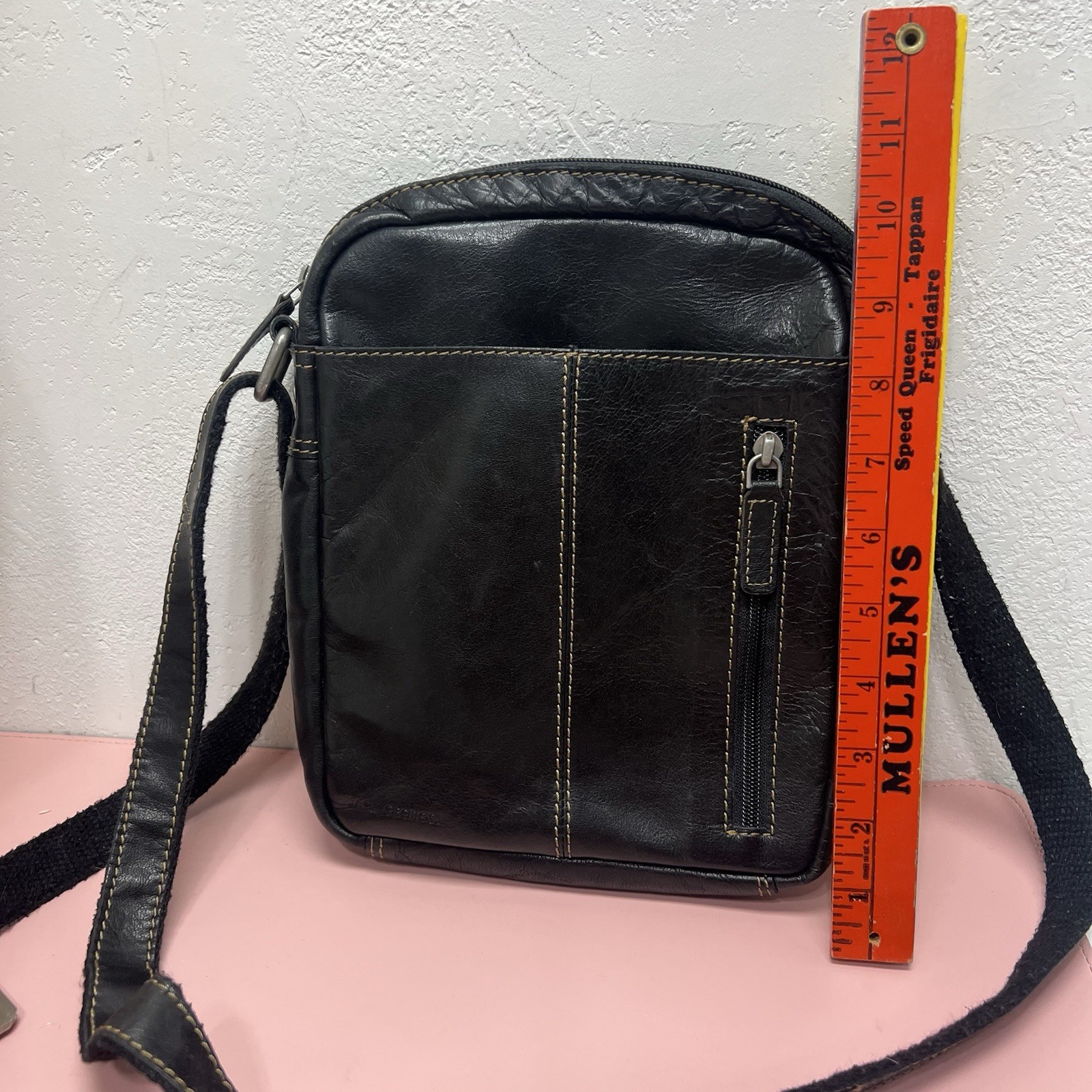 Jack Georges Voyager Slim Buffalo Leather Crossbody Bag – Black