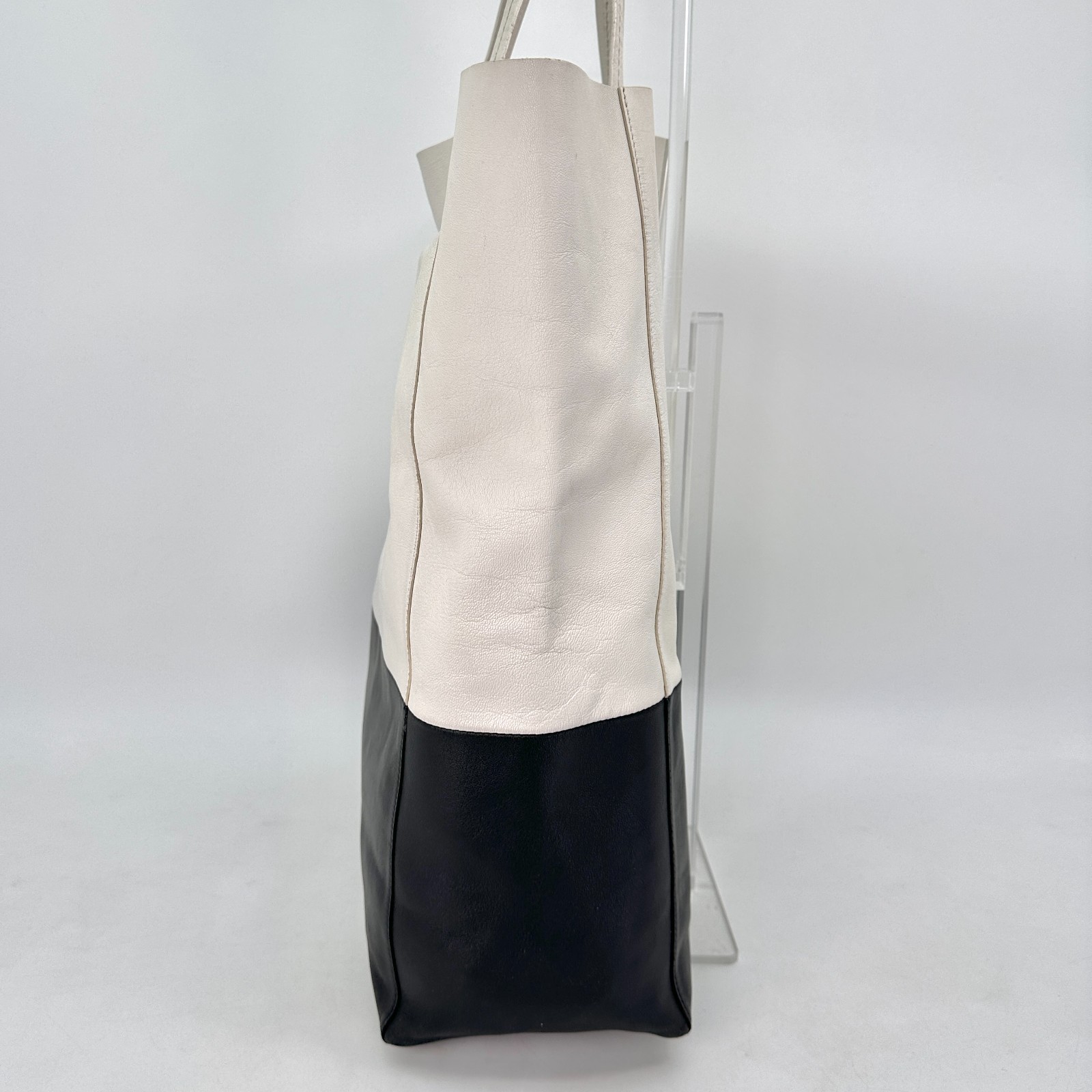 CELINE Horizontal Cabas Tote Bag Bi-Color White Black Leather Auth _0171