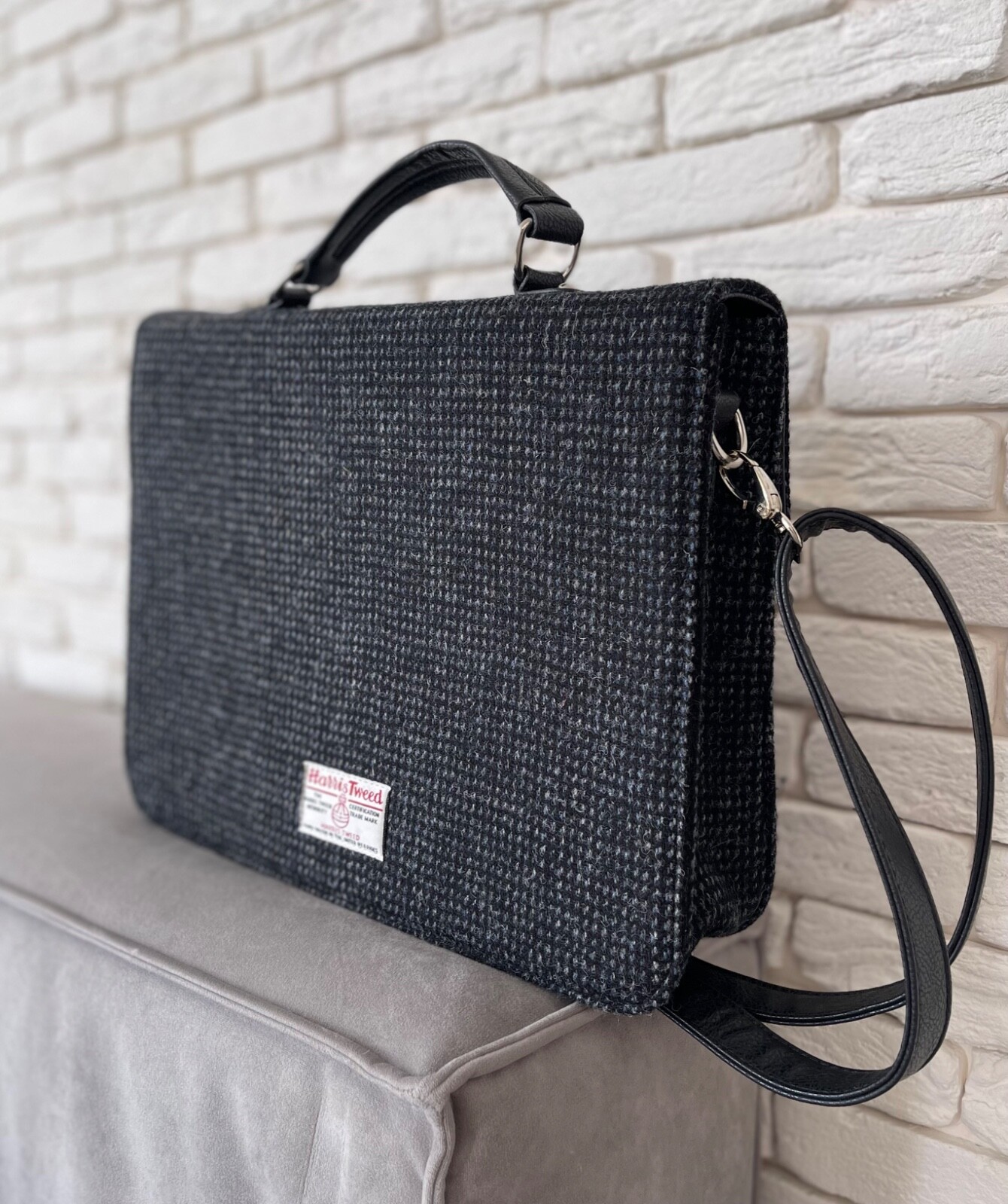 Harris Tweed Islander Handbag – Black & Grey Herringbone Wool Bag Belted