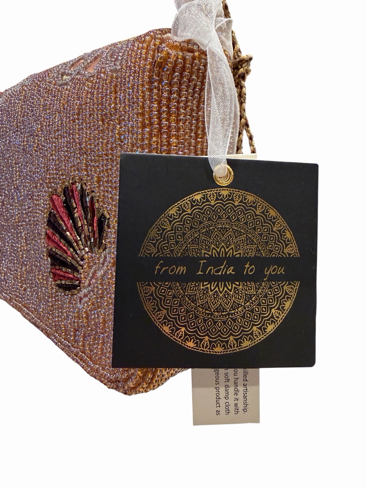 VIRAL SEASHELL Beaded Shoulder Bag with matching bag charm!!