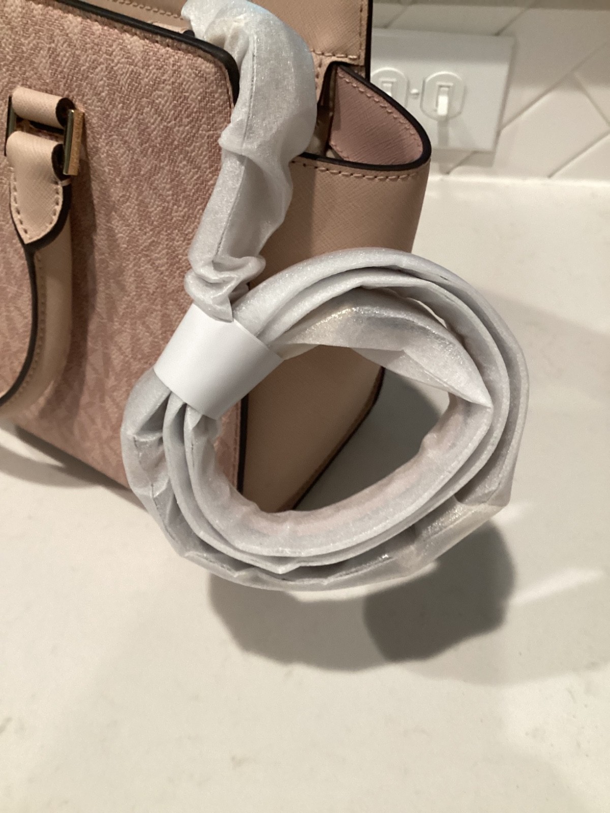 nwt Michael, Kors, Selma, medium bag MK $398