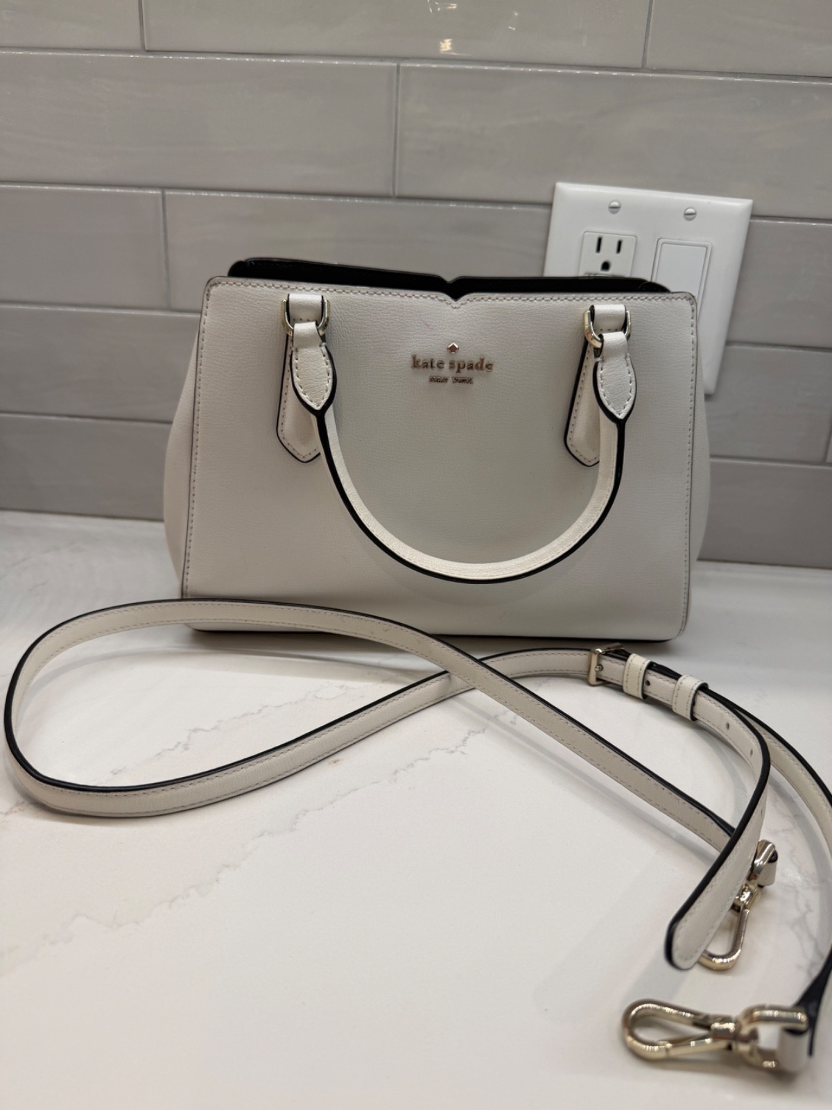 Katep Spade New York creamy white pebbles leather crossbody purse bag