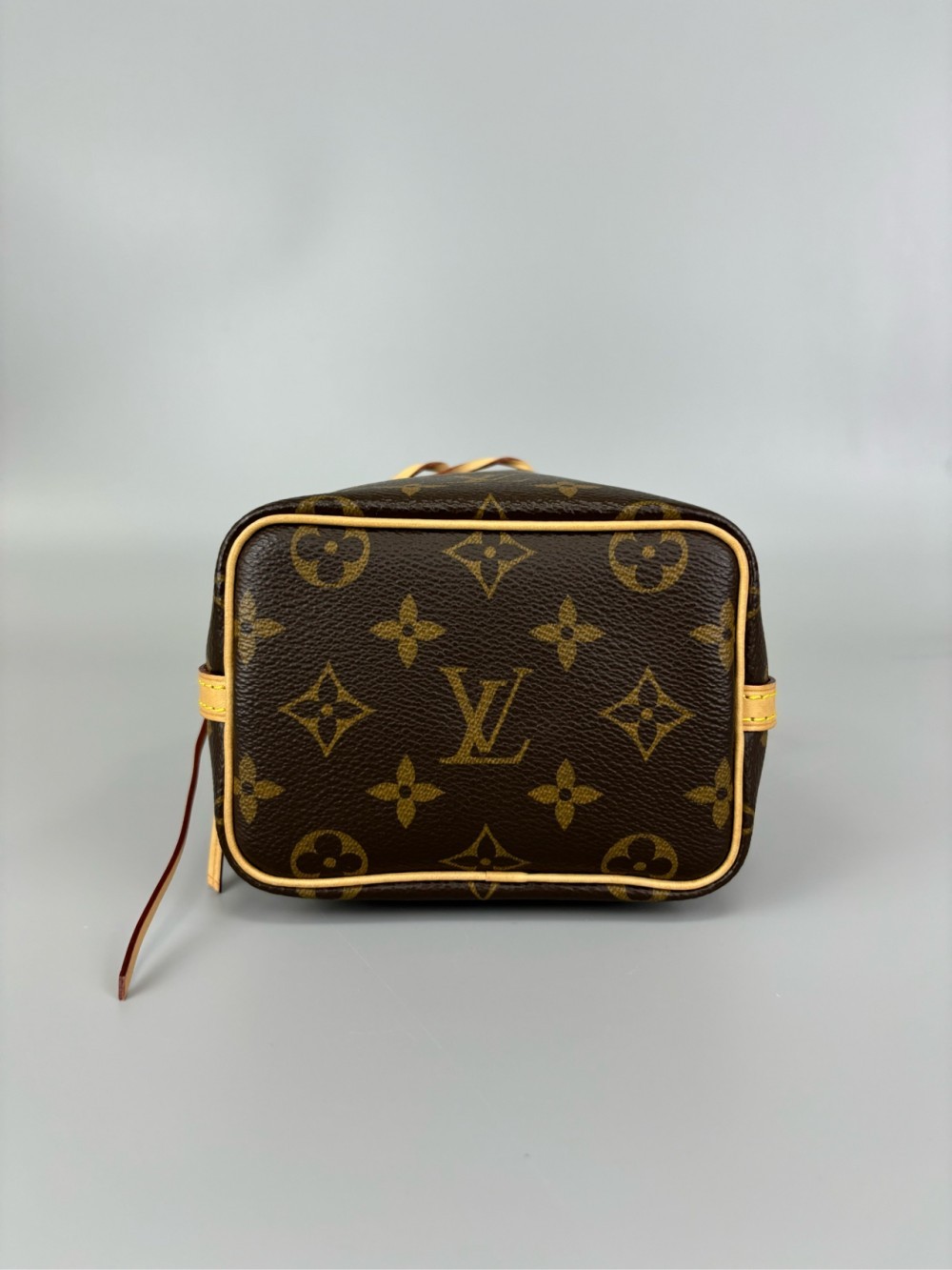 Louis Vuitton Nano Noé Monogram canvas Drawstring bucket bag shoulder bag mini