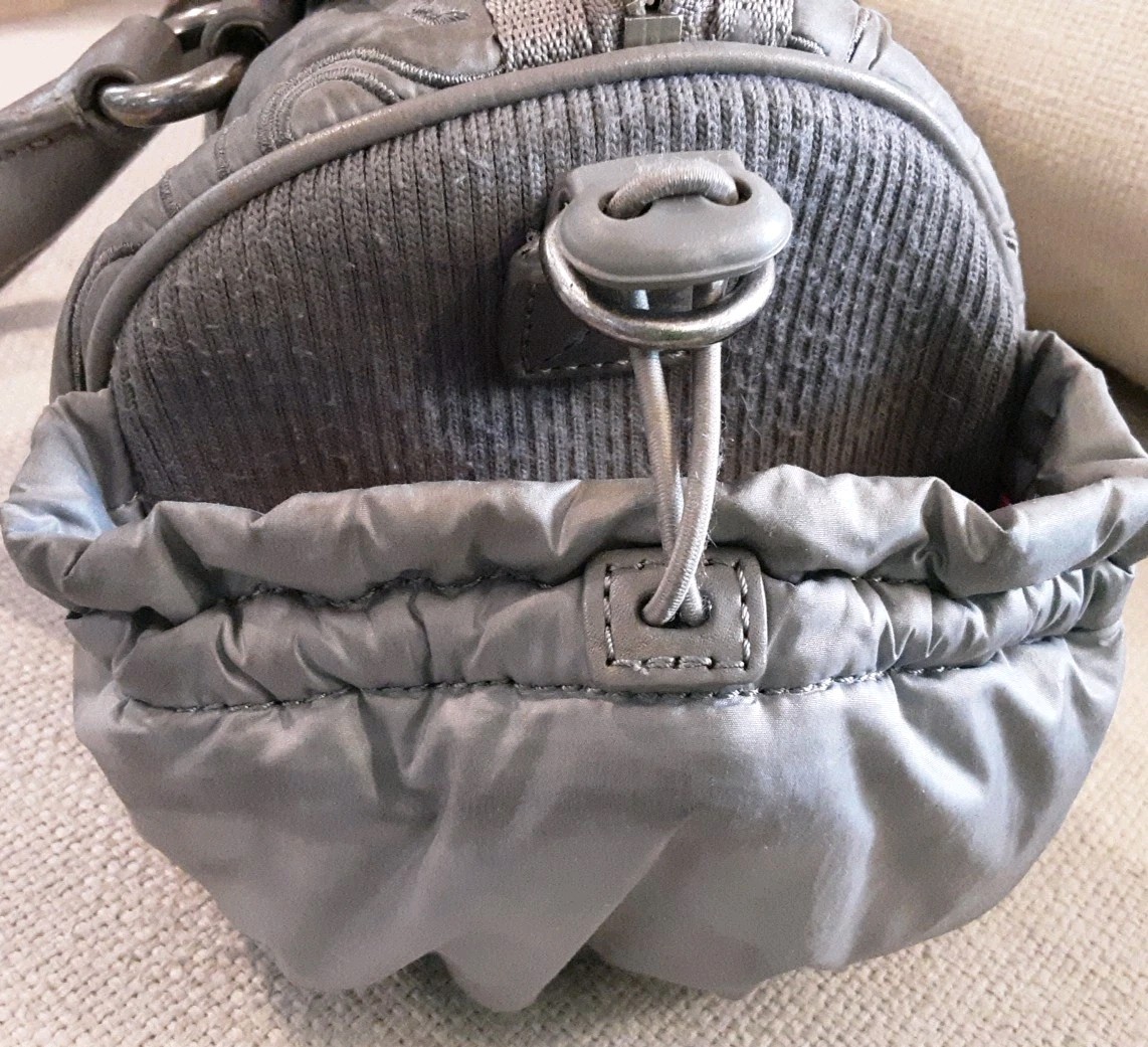 JUICY COUTURE-GRAY Baguette-Quilted Stitched Logo-Daydreamer Y2k-Leather Details