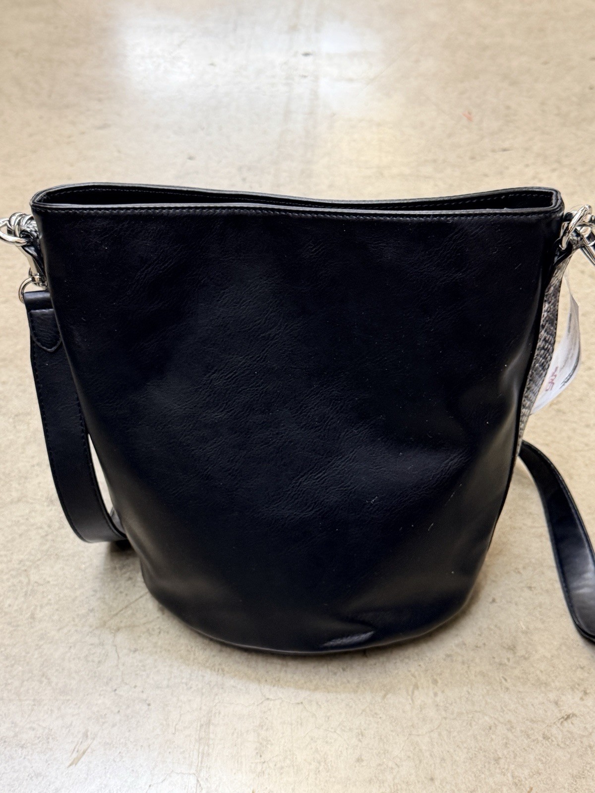 Circus Sam Edelman Bucket Bag $130 NWT Crossbody Black Snake Trim Silver Chain