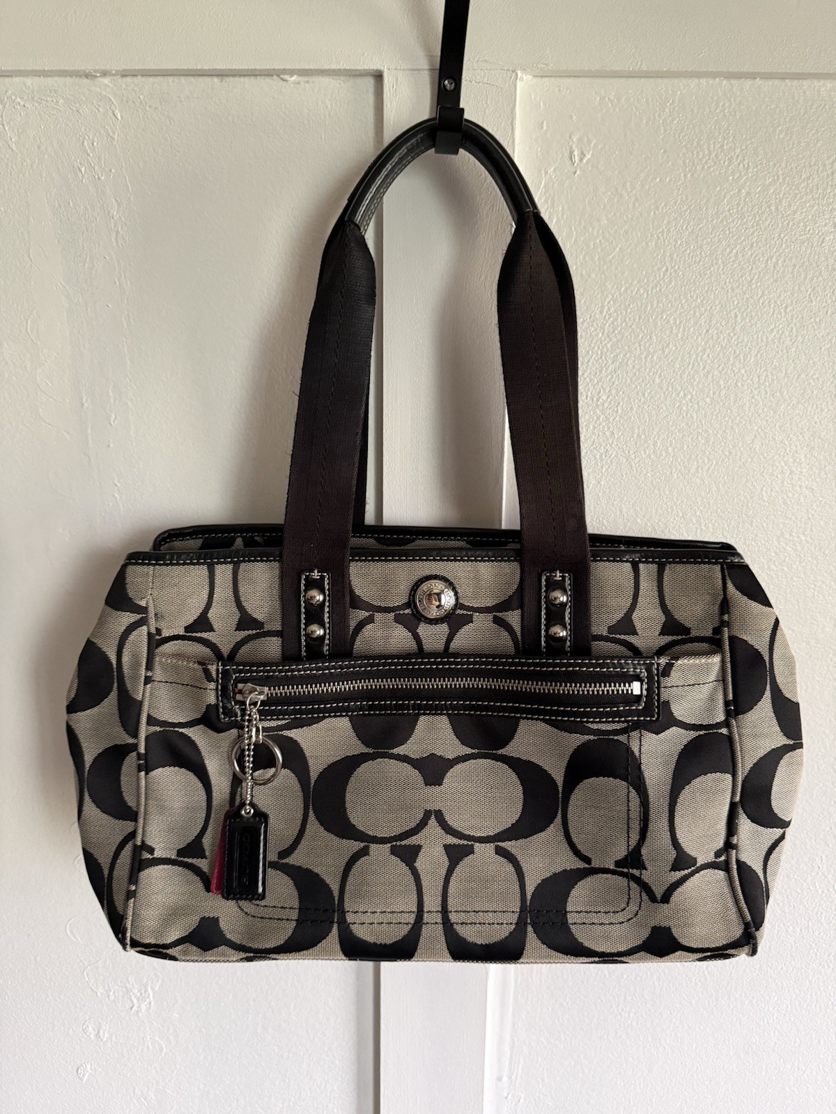 Coach Signature Logo Black Gray Canvas Shoulder Bag Hot Pink Lining Charm Silver
