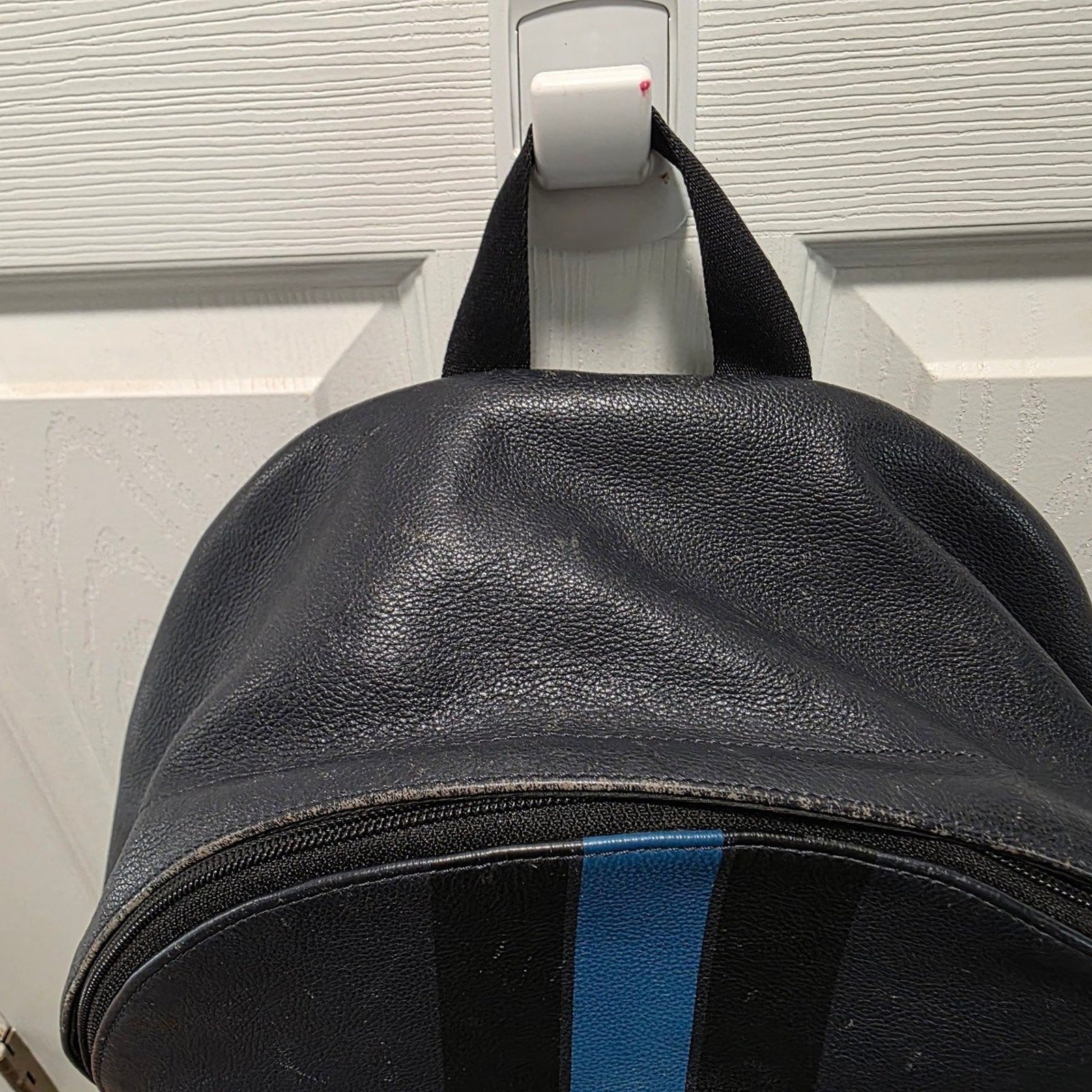 ​Coach Charles Backpack Pebble Leather Midnight Navy Varsity Stripe F72237