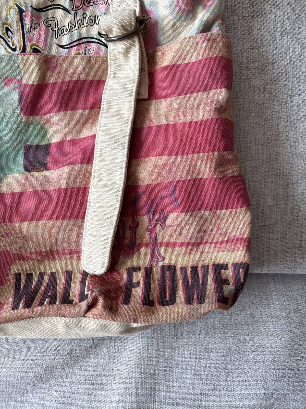 WALL FLOWER Purse