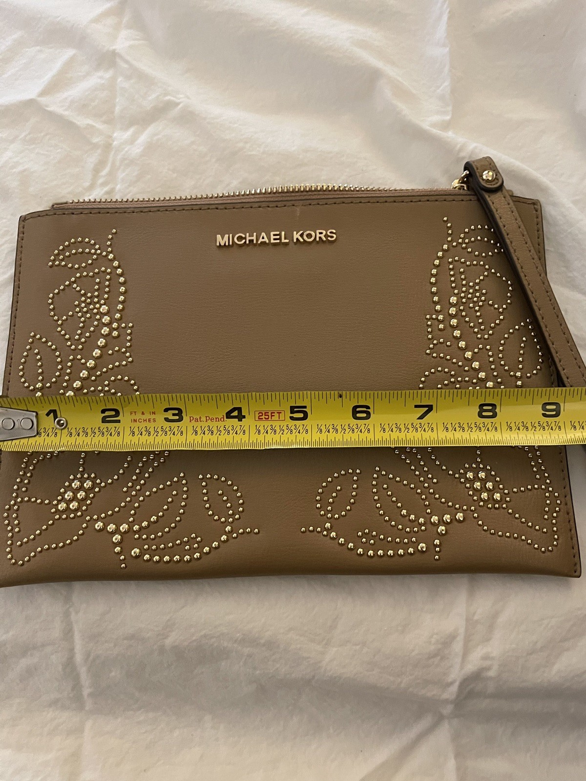Michael Kors Studded Floral Wristlet / Clutch – Tan / Gold Hardware – EUC