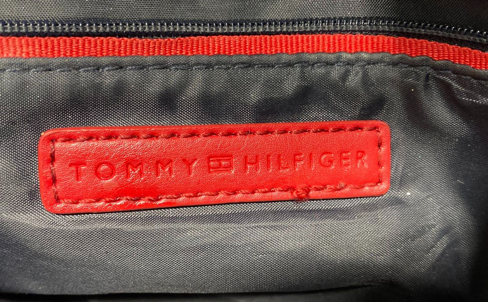 Tommy Hilfiger Womens Black Monogram Faux Leather Fabric Crossbody
