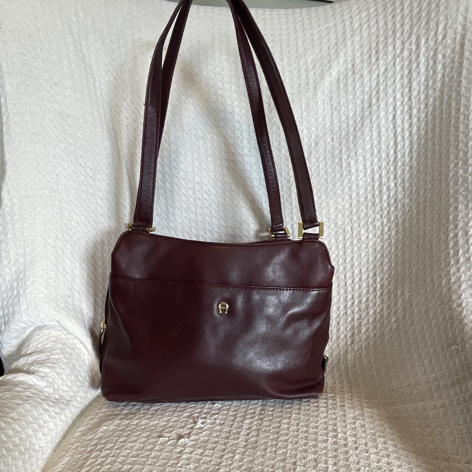 Etienne Aigner Burgundy Shoulder Bag Zip/Snap, Coin Purse, Gold Hardware