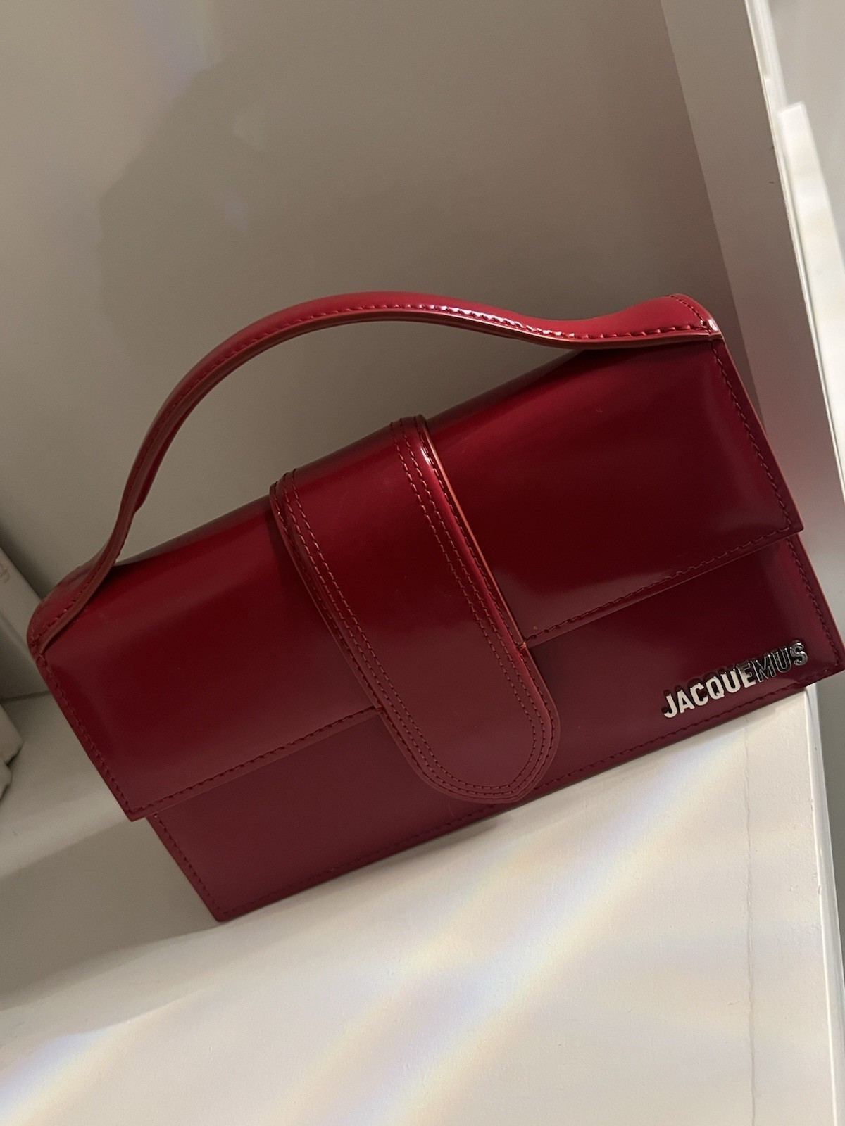JACQUEMUS – The large Bambino With Strap- Red