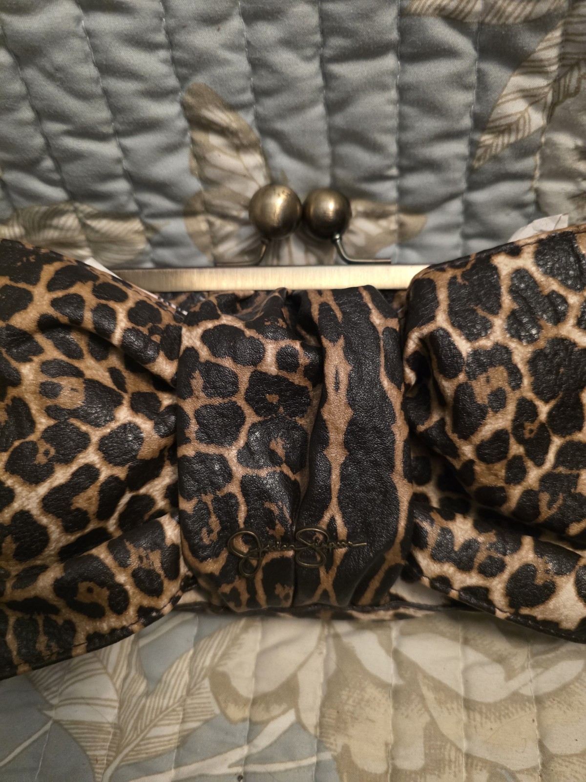 NWT Jessica Simpson Leopard Jenny Bow Kisslock Clutch With Key & Card Holders