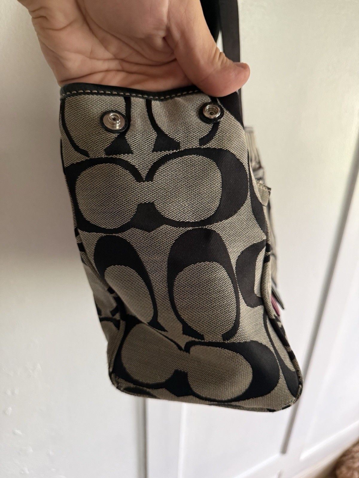 Coach Signature Logo Black Gray Canvas Shoulder Bag Hot Pink Lining Charm Silver