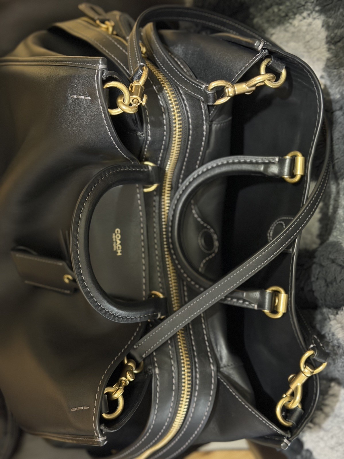 NWT Coach Rogue 40 in Black