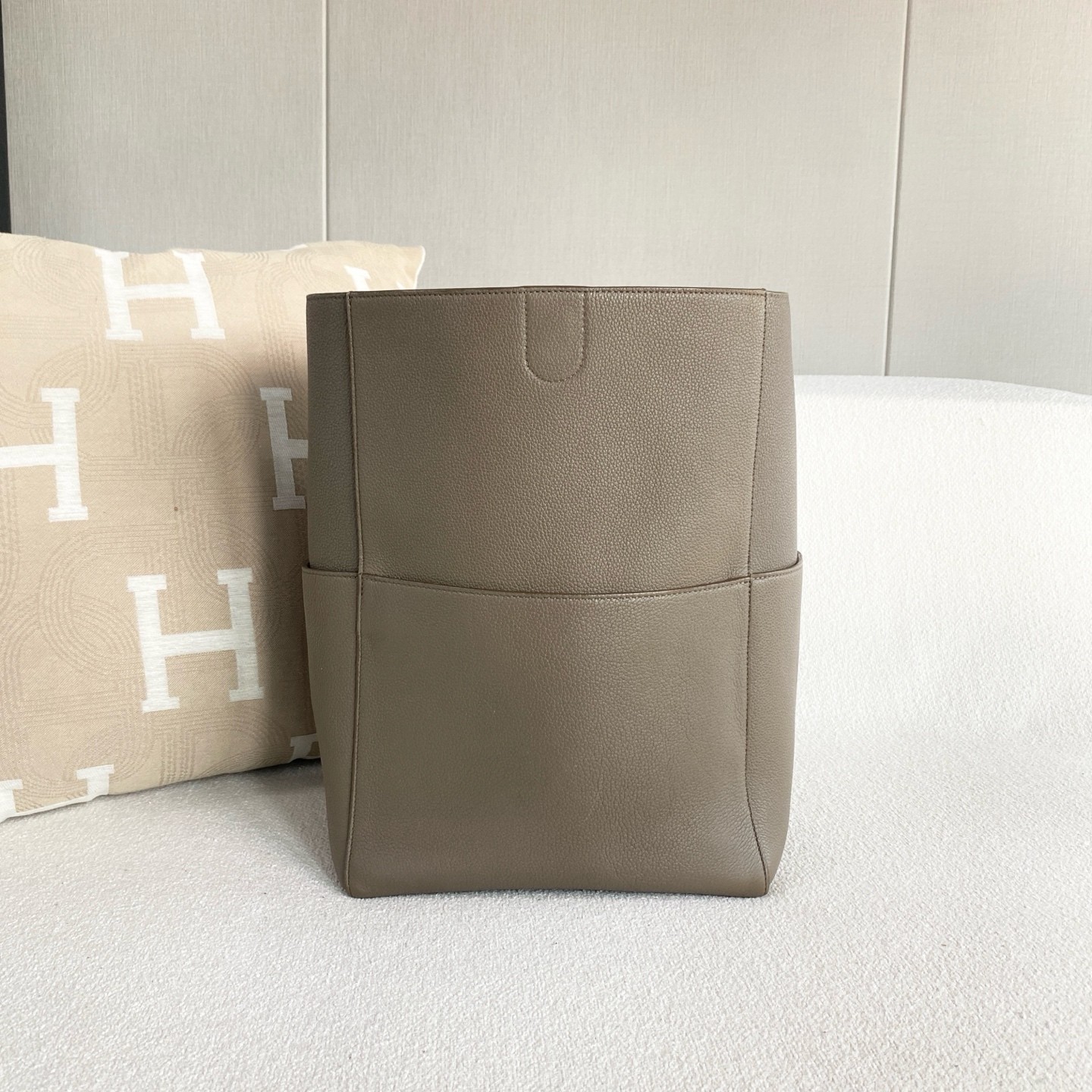 CELINE Sangle Bucket Shoulder Bag Taupe Grey Soft Grained Calfskin Leather Used