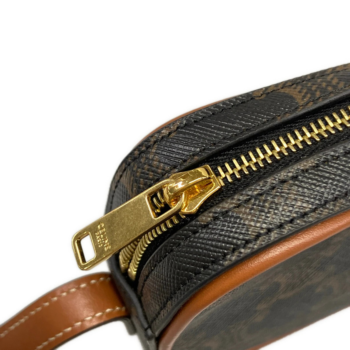 CELINE Cuir Trionf mini camera 10J582EGP.04LU Tan(Black, Brown) Brown) Handbag