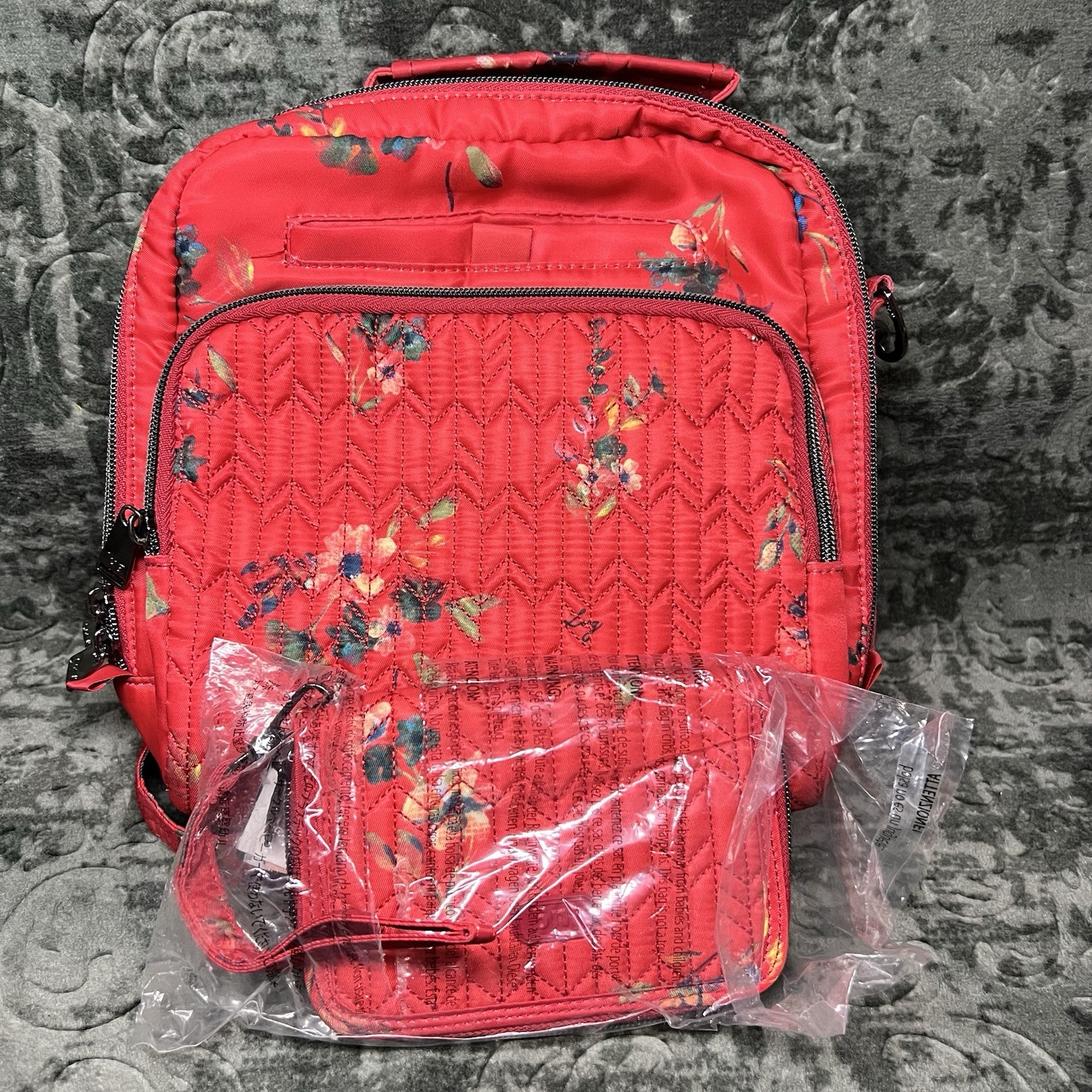 Lug Ranger Red Boquet Floral Quilted Puffer R&R Crossbody Bag & Wallet