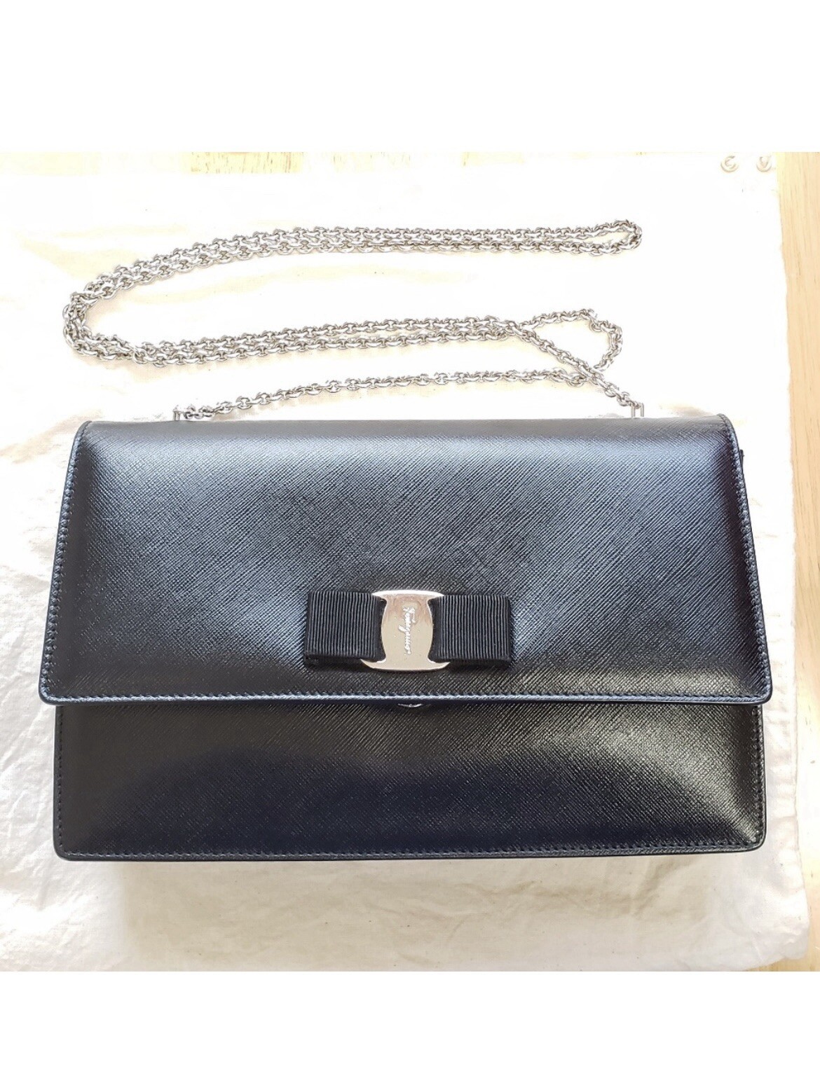 SALVATORE FERRAGAMO Vara Crossbody Bag