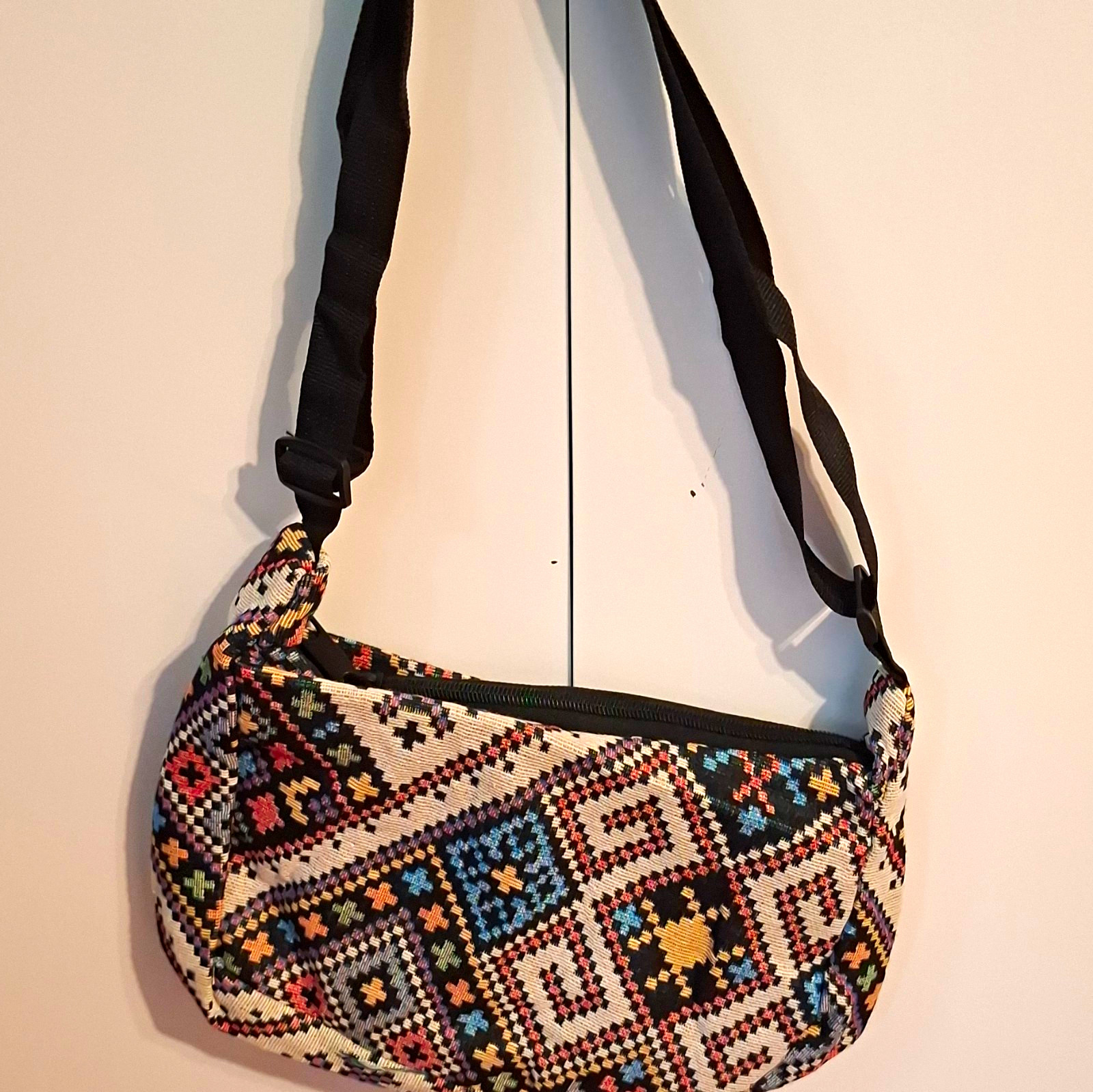 Women’s Multicolor Geometric Crossbody Bag, Lined, Adjustable Black Strap, Zip