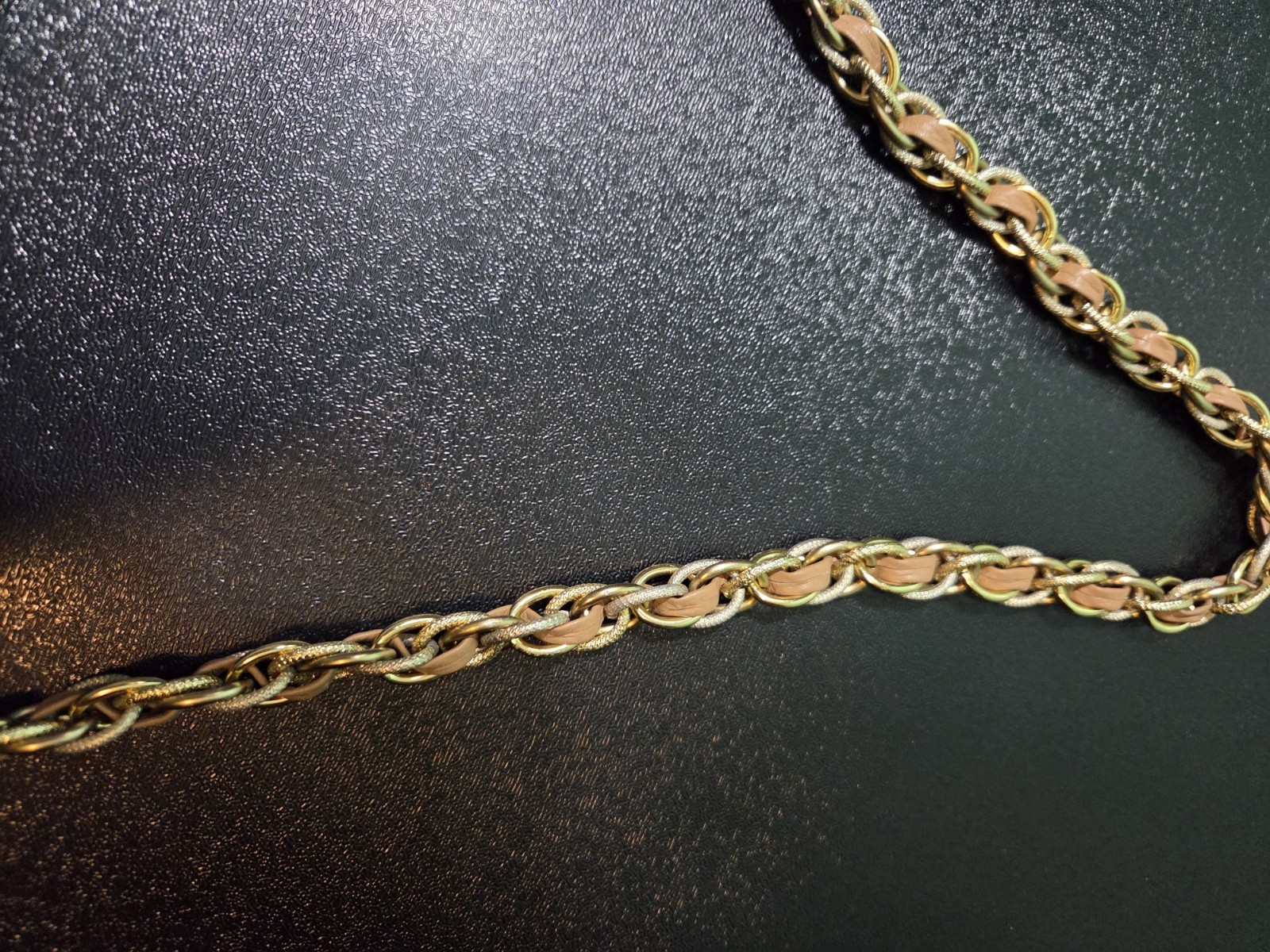 Elliott Lucca Leather Shoulder Bag Chain Strap Gold, 12″×7