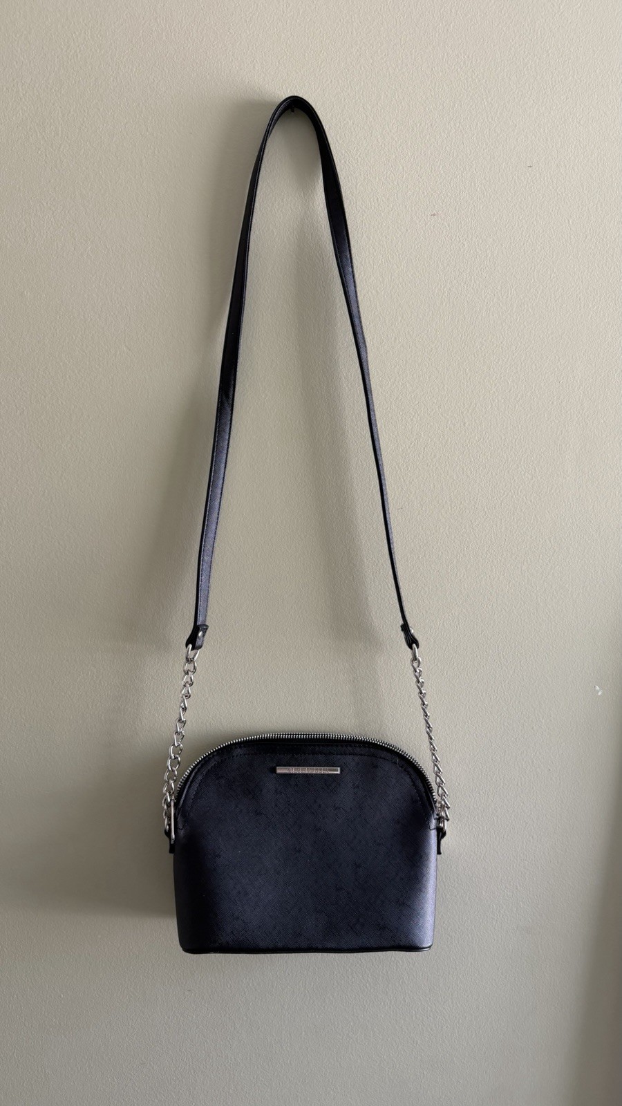 Steve Madden Bmaggie Dome Crossbody Bag in Black With Silver-Toned Hardware