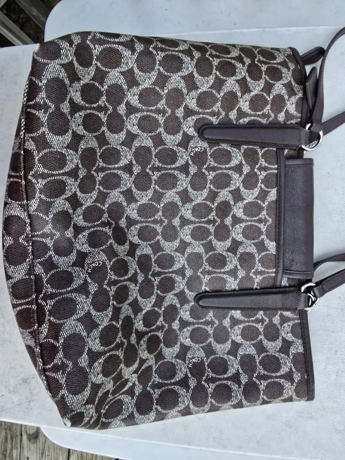 Coach 33960 Signature PVC Brown Coated Canvas Shoulder Bag Purse Tote