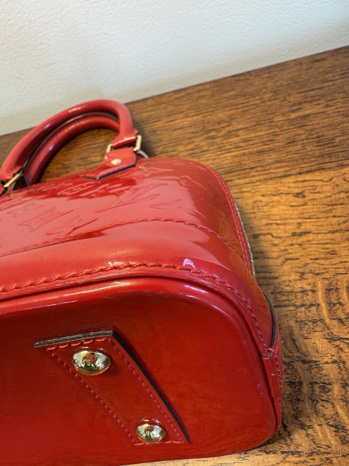 Louis Vuitton Alma Patent Monogram Satchel w/Detachable Strap &Authenticity Card
