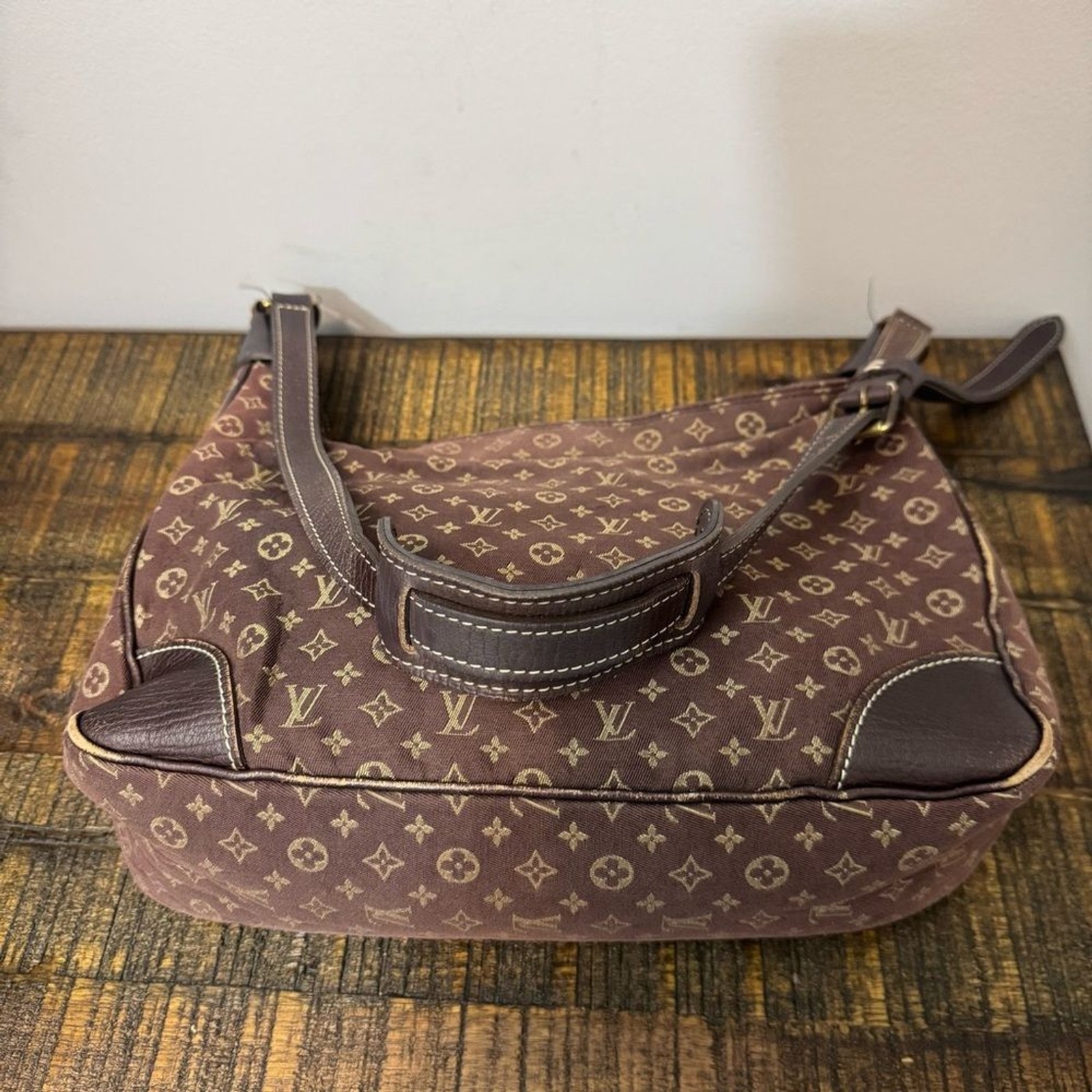 Louis Vuitton Vintage Monogram Mini Lin Boulogne Shoulder Bag Ebene