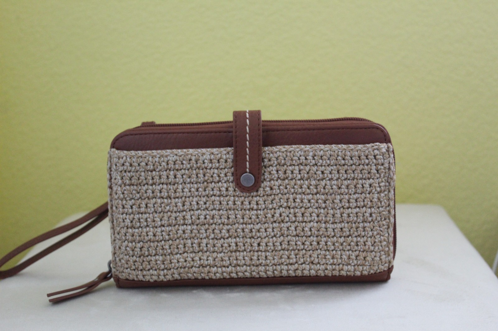 THE SAK Iris Crochet Crossbody Wallet Bag –