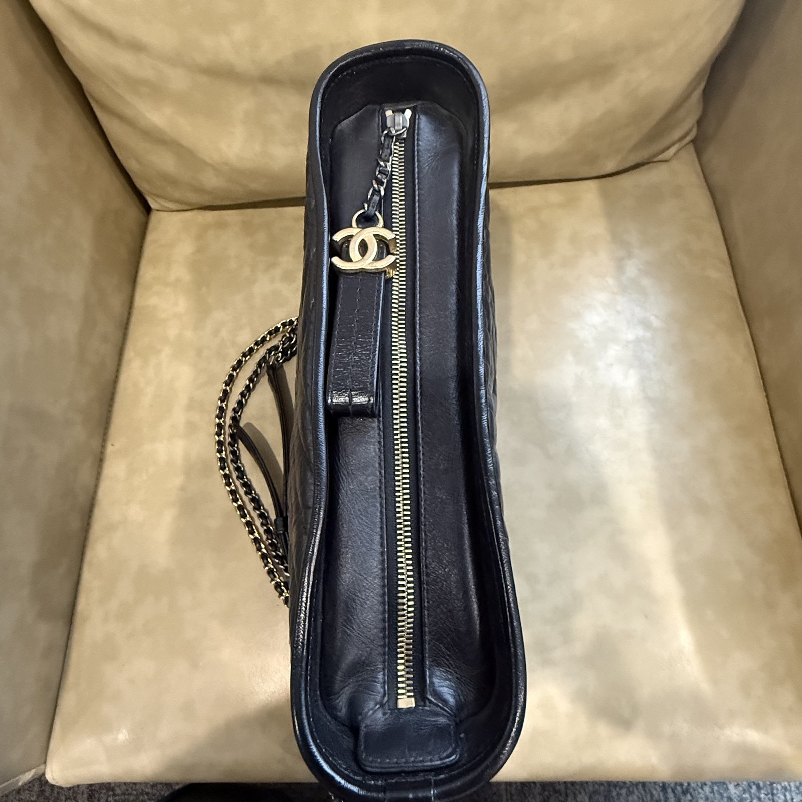 Chanel GABRIELLE Medium Size 28x21x88cm Leather, Black New Store Promo WYSIWYG