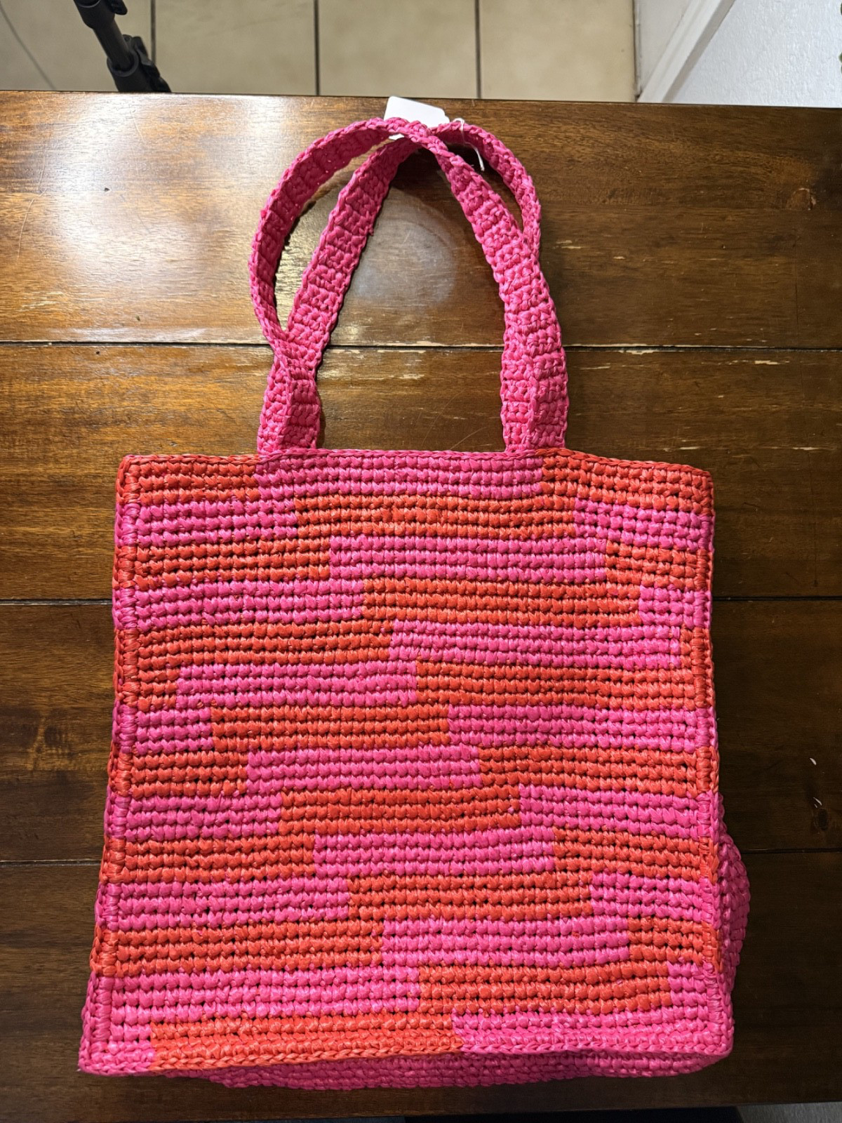 NEW Jimmy Choo Beach N/S Crochet Tote Bag Pink Red Raffia Logo Tote