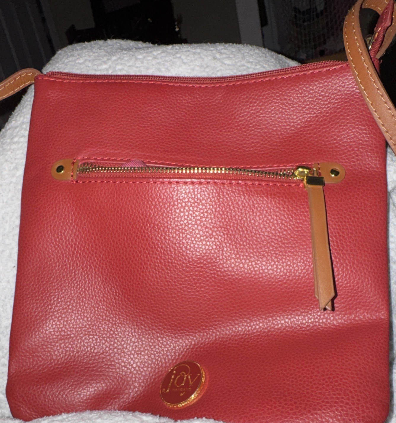 Joy Mangano Red Pebbled Crossbody Bag Gold Hardware Zip Pockets Brown Strap