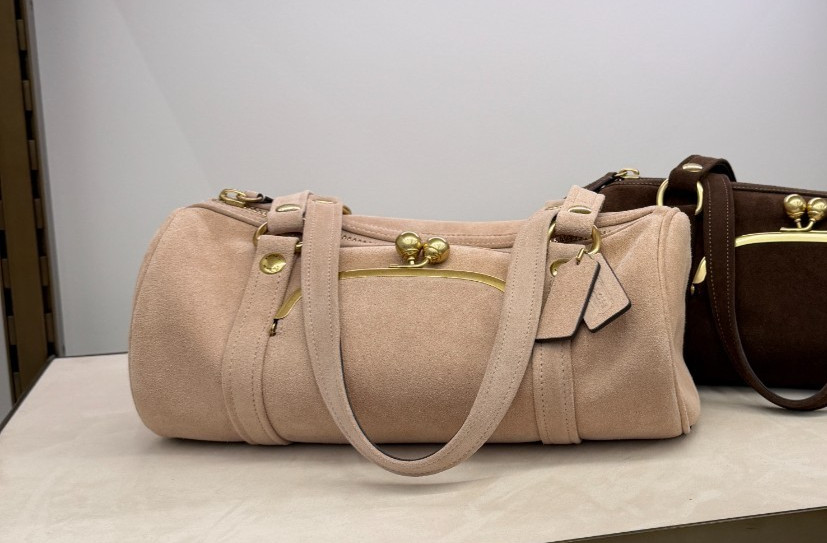 Coach Kisslock Barrel Bag CDZ16 B4YSR_Nuage Suede Pink_Expedited