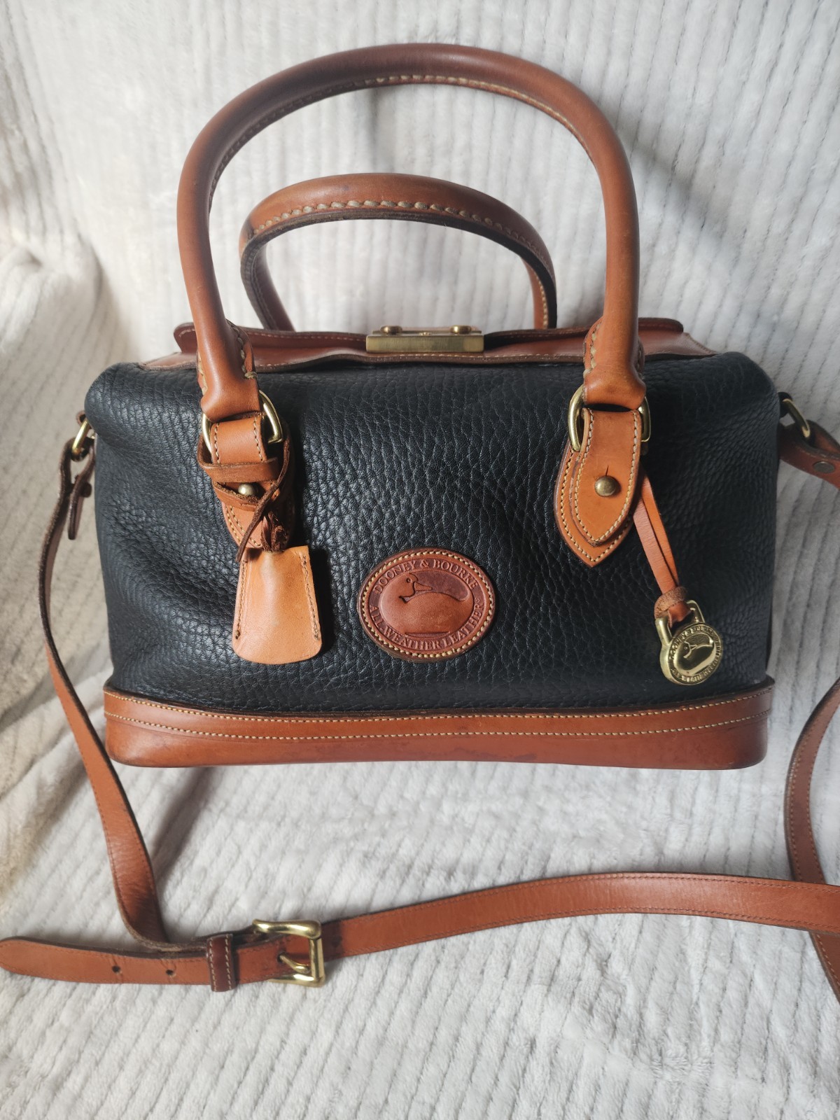 Vintage Dooney & Bourke AWL Leather Flap Satchel Bag Push Lock Bag Charm Key USA