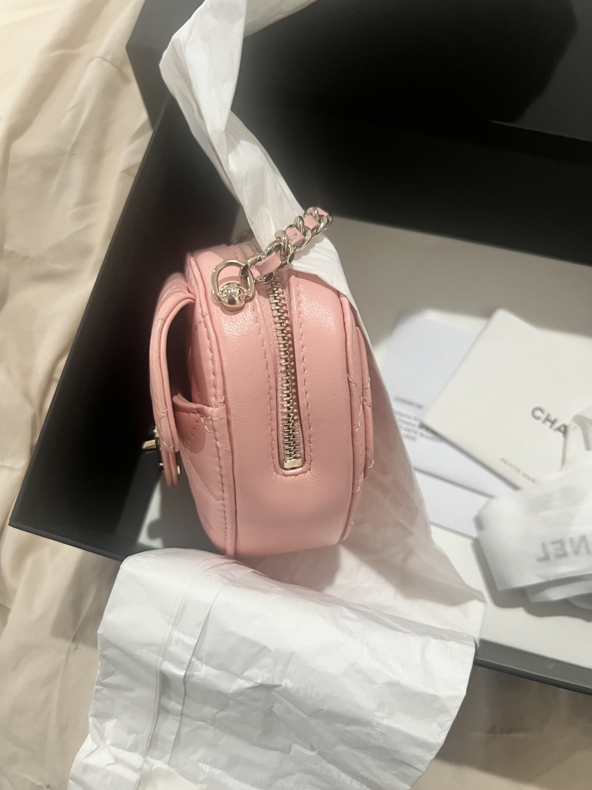 Auth BNIB Chanel 25B Small Heart Bag Pink Lambskin Clutch With Chain
