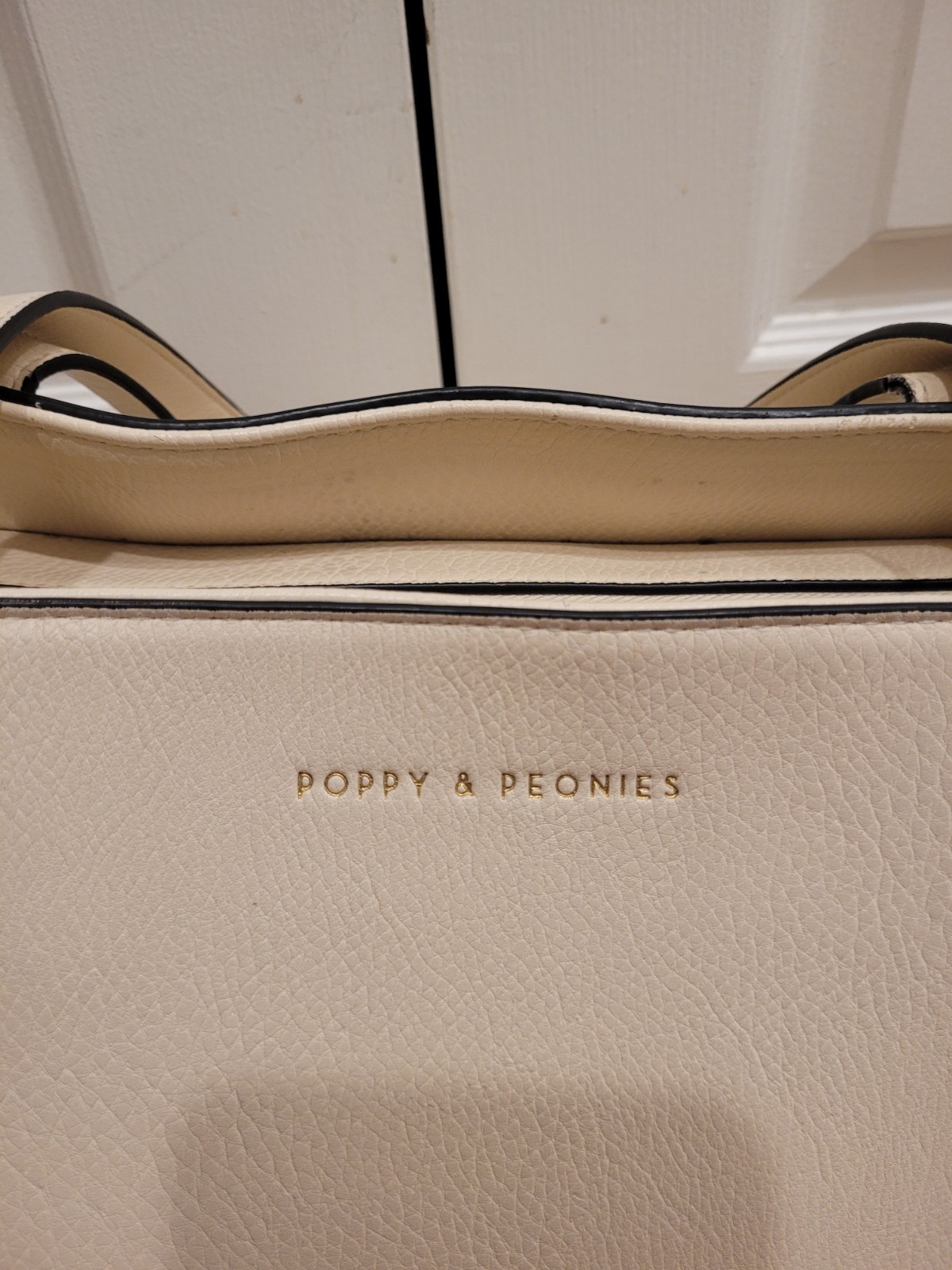 Poppy and Peonies Travel Tote Bag Light Pink / Pink Interior