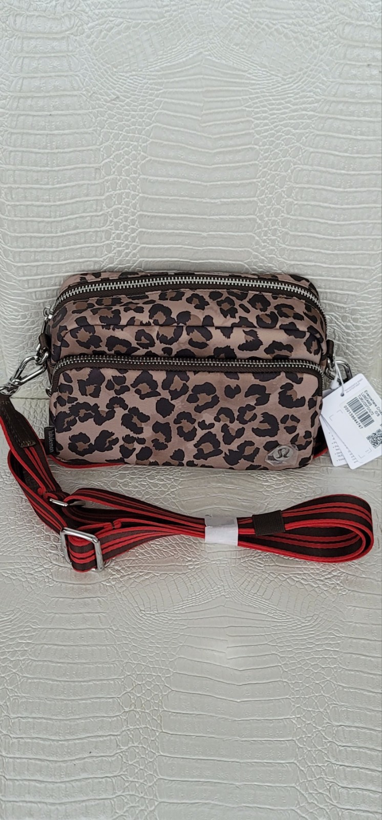 NWT Lululemon Everywhere Crossbody Bag 2L~ Multi/Oxford Red/Walnut Crunch/Silver