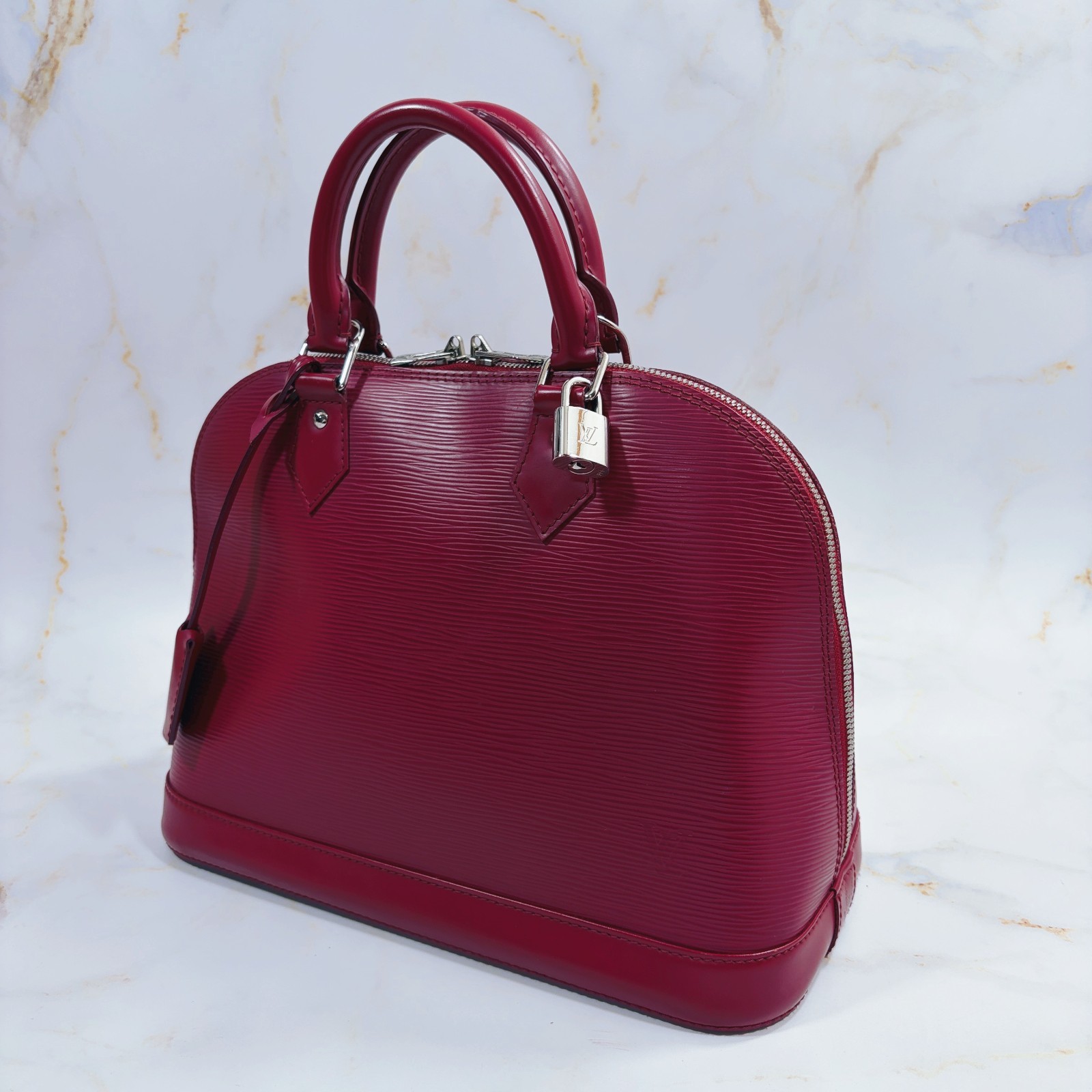 Louis Vuitton Epi Alma Bag Handbag Fuchsia Dark Pink Leather Silver Authentic