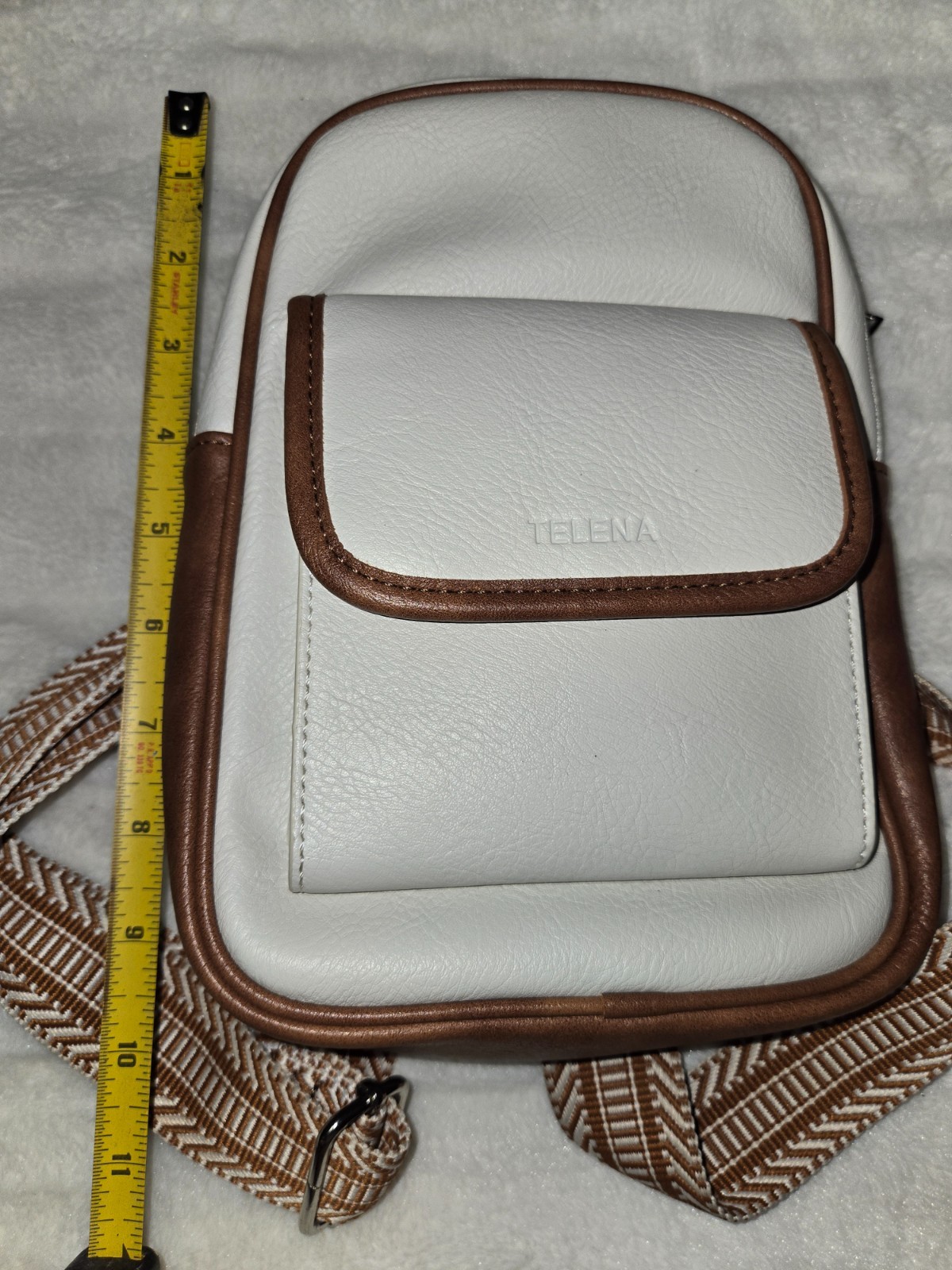 10″ crossbody purse white and brown slightly used. $20.00