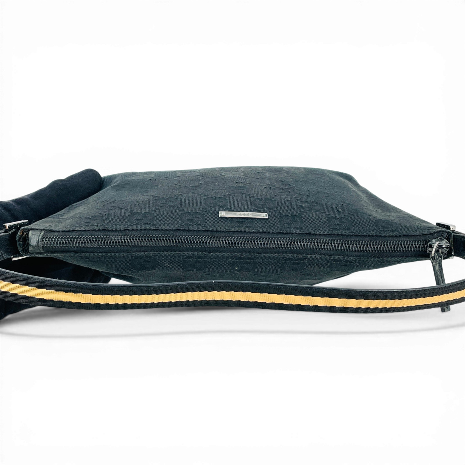 Auth GUCCI GG Canvas Black Ladies Accessory Pouch KC041