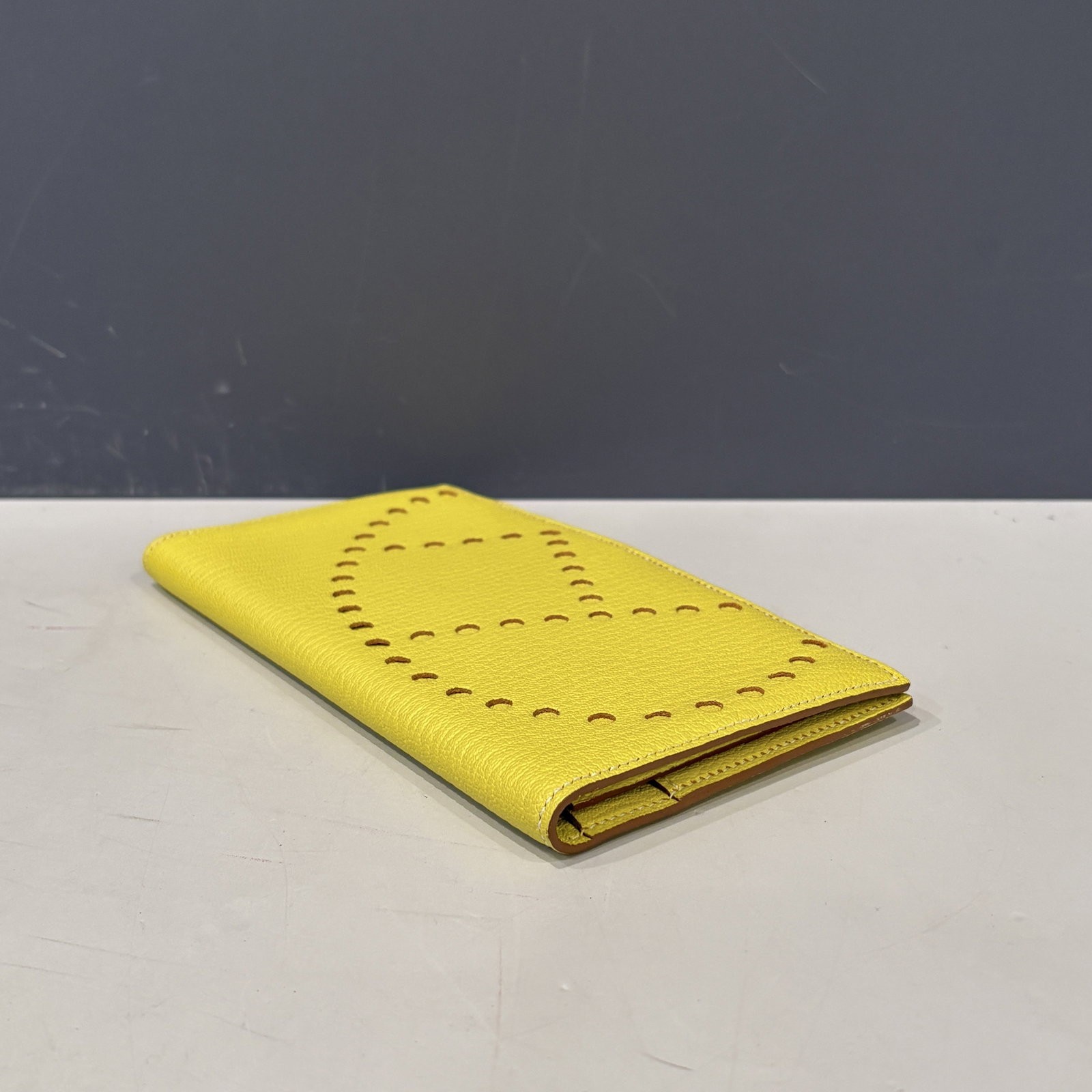 Hermes Continental Wallet 9r Lime Chevre Mysore (xx041026a2)