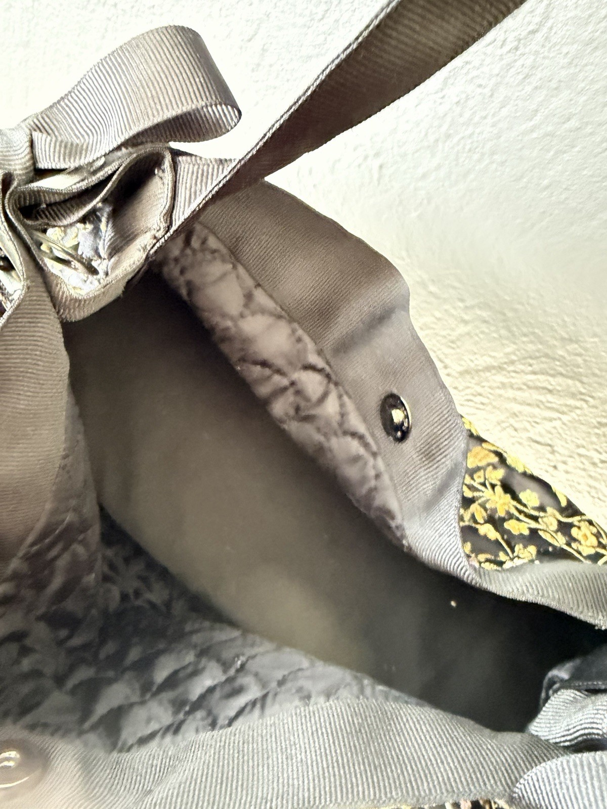 Unique and Adorable Handbag for Dress Or Casual Occasions Perfect for Any Style