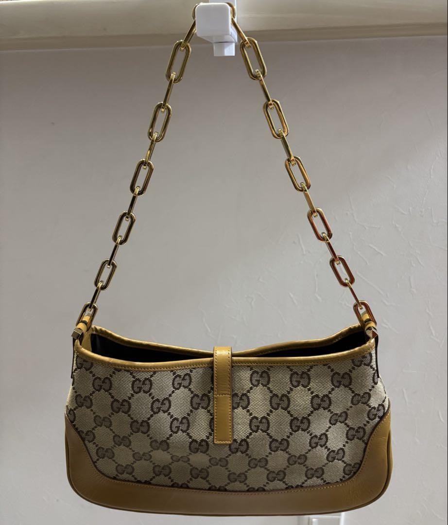 GUCCI Jackie Chain One-Shoulder Bag, GG Canvas, Beige Width: 28cm Height: 16cm