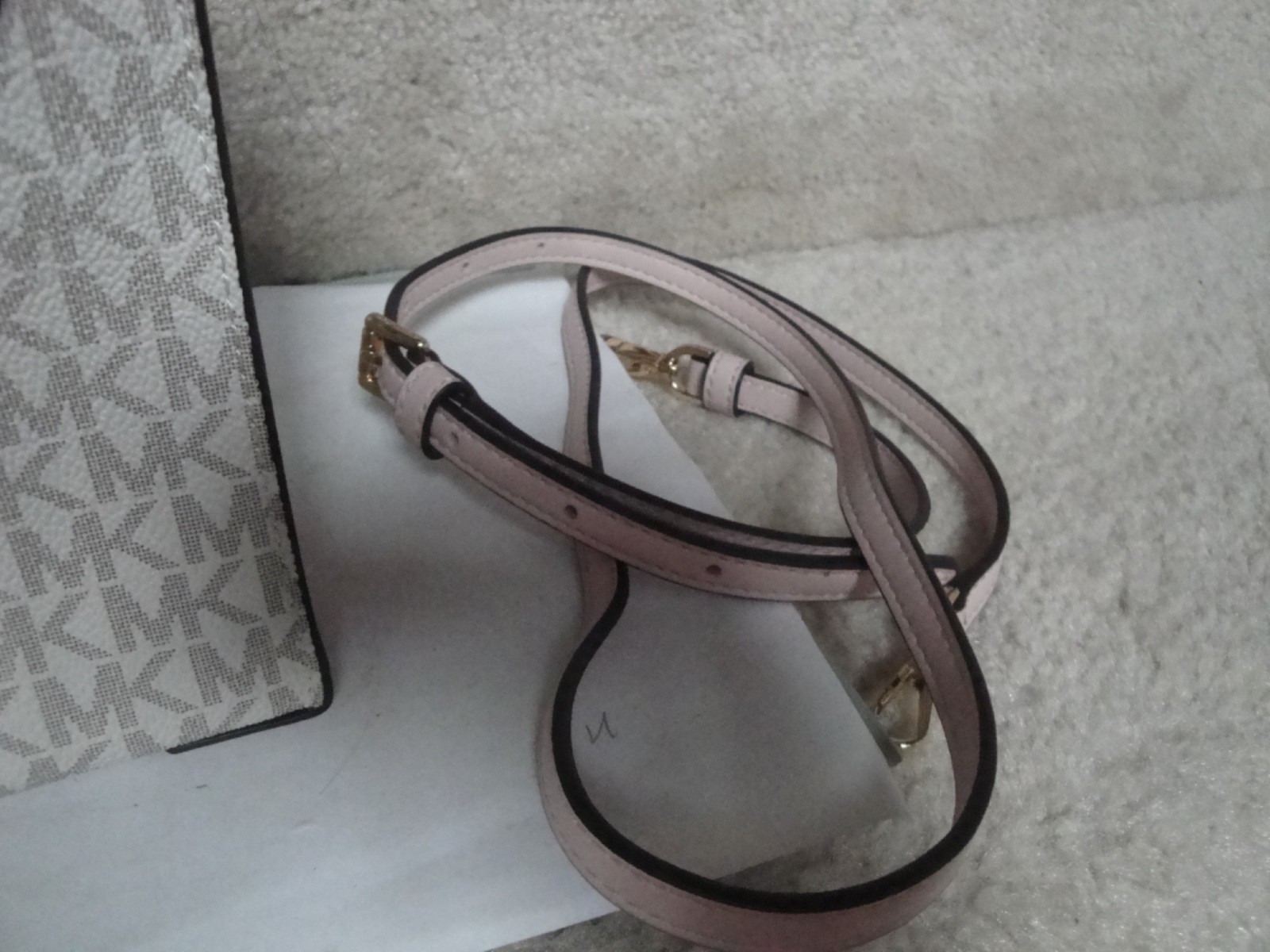 New MICHAEL KORS Mercer Hand Or Shoulder Bag Pink Highlights !