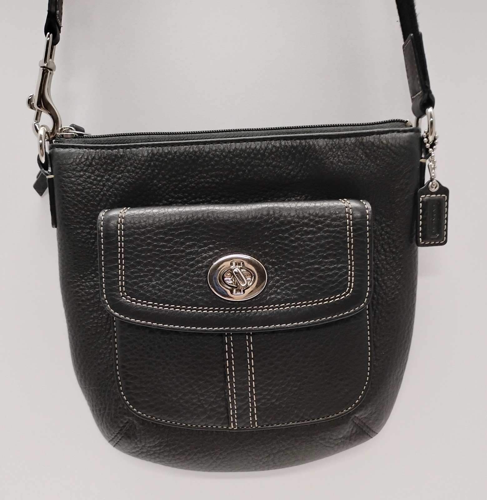 Vintage Coach Park Hobo Black Pebbled Leather — Silver Turnlock