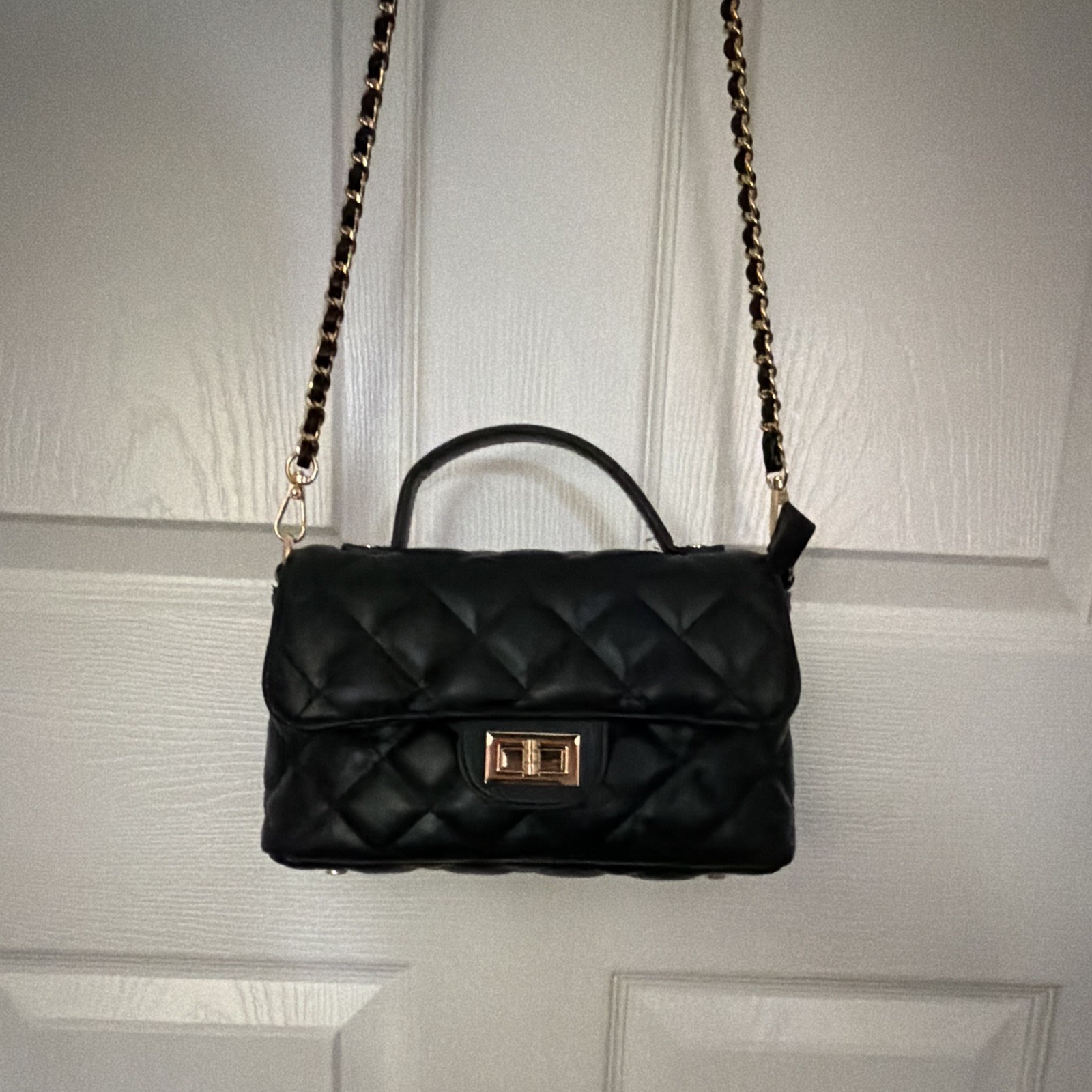 Women’s Black Quilted Rectangle Shoulder Bag Top Handle Gold Chain Turn Lock